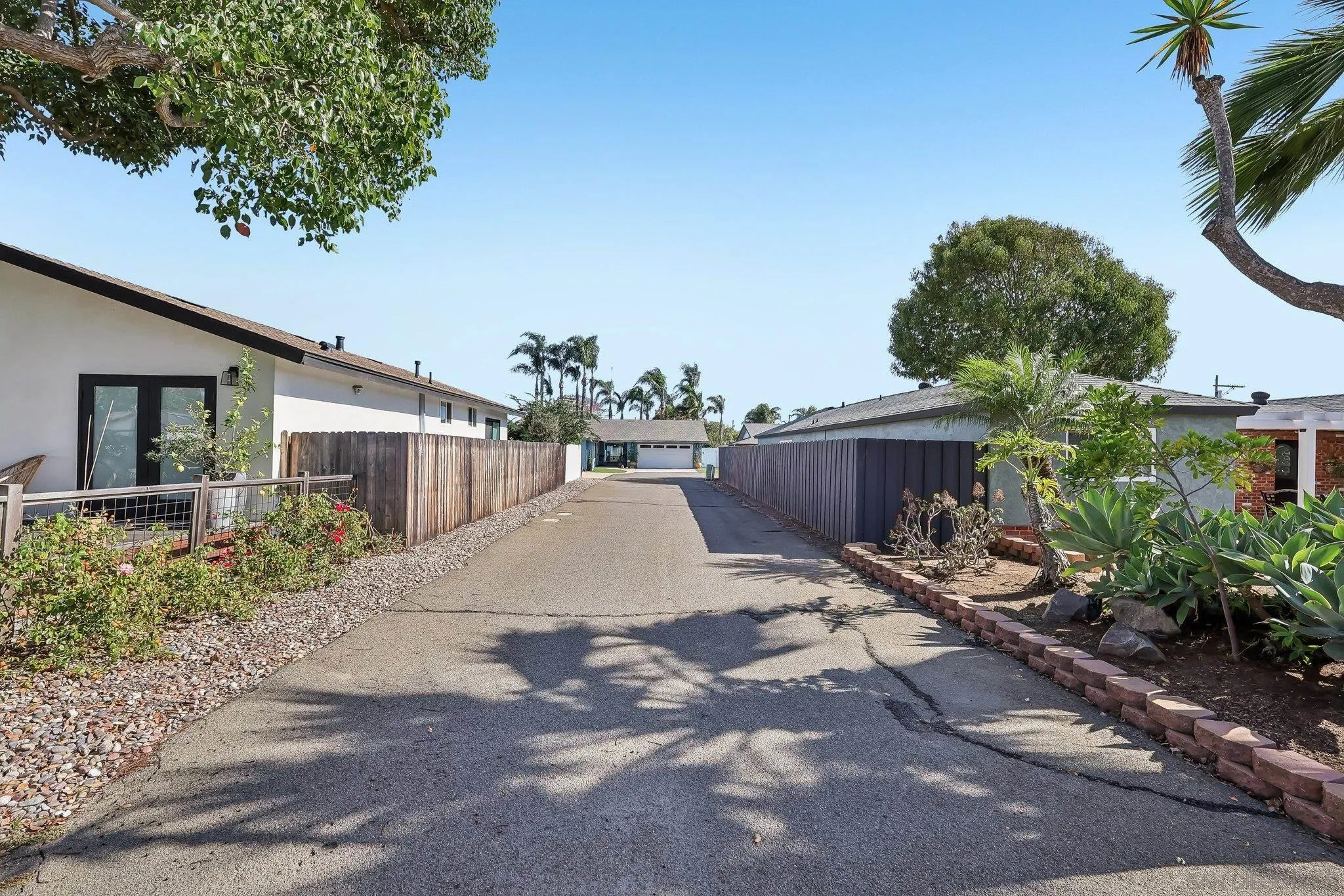 https://cdn.realtyfeed.com/cdn/127/260024898/e8ee662980c5668c7becfe7c12e182d3.webp