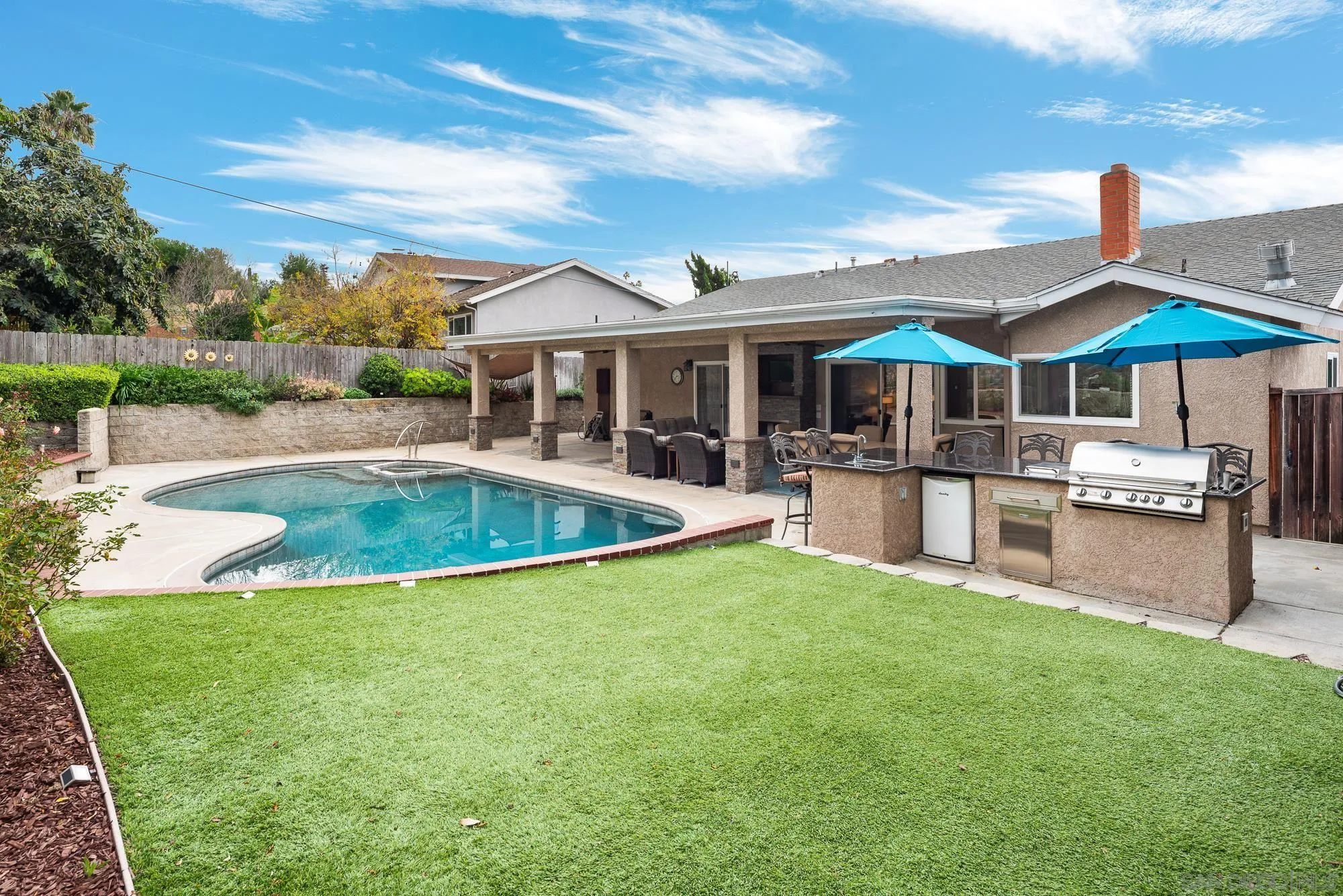 https://cdn.realtyfeed.com/cdn/127/2600249/36d329f179a5d19d53b182687219c402.webp