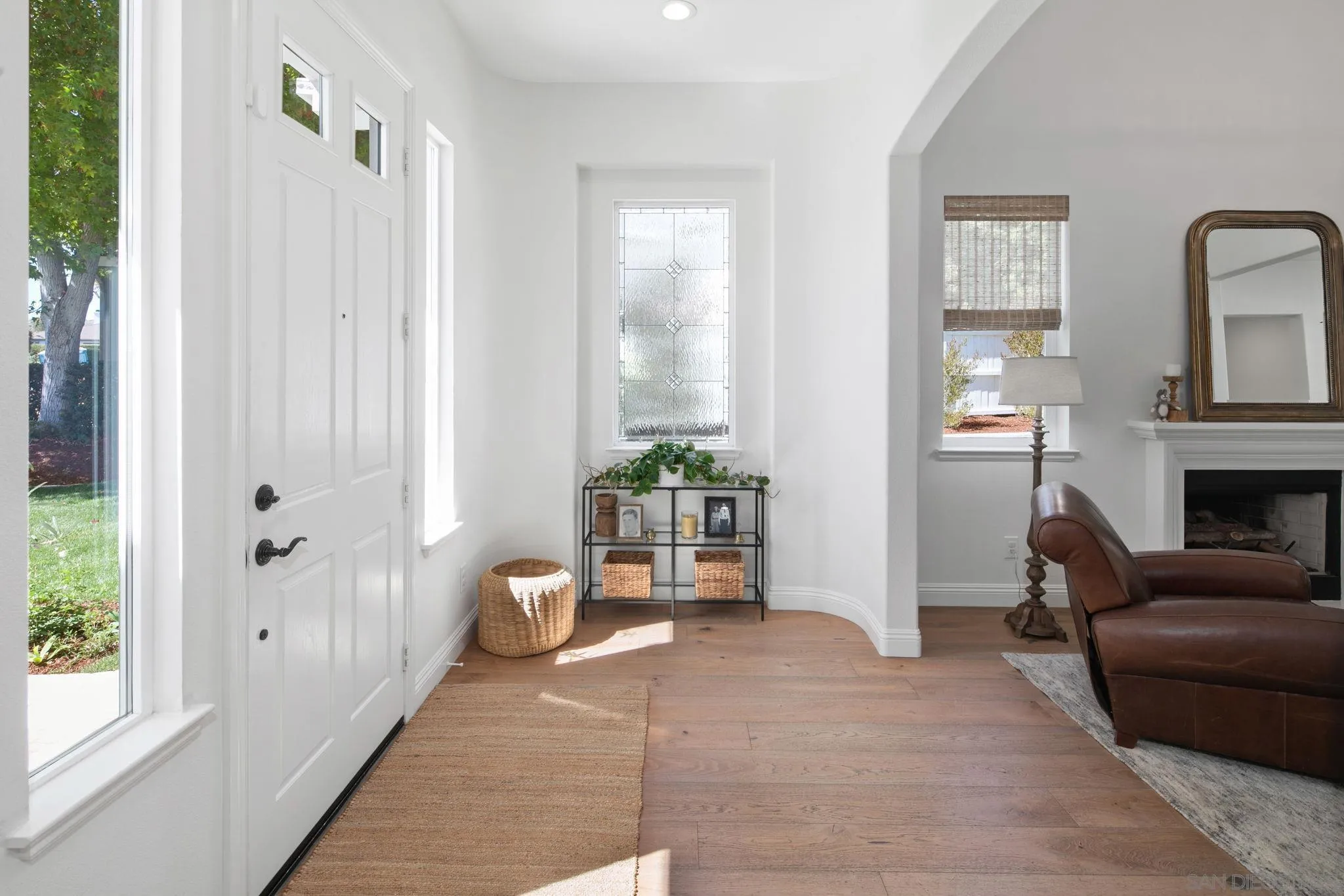 https://cdn.realtyfeed.com/cdn/127/260024900/29d60b2a707f9312451abed1293ad083.webp