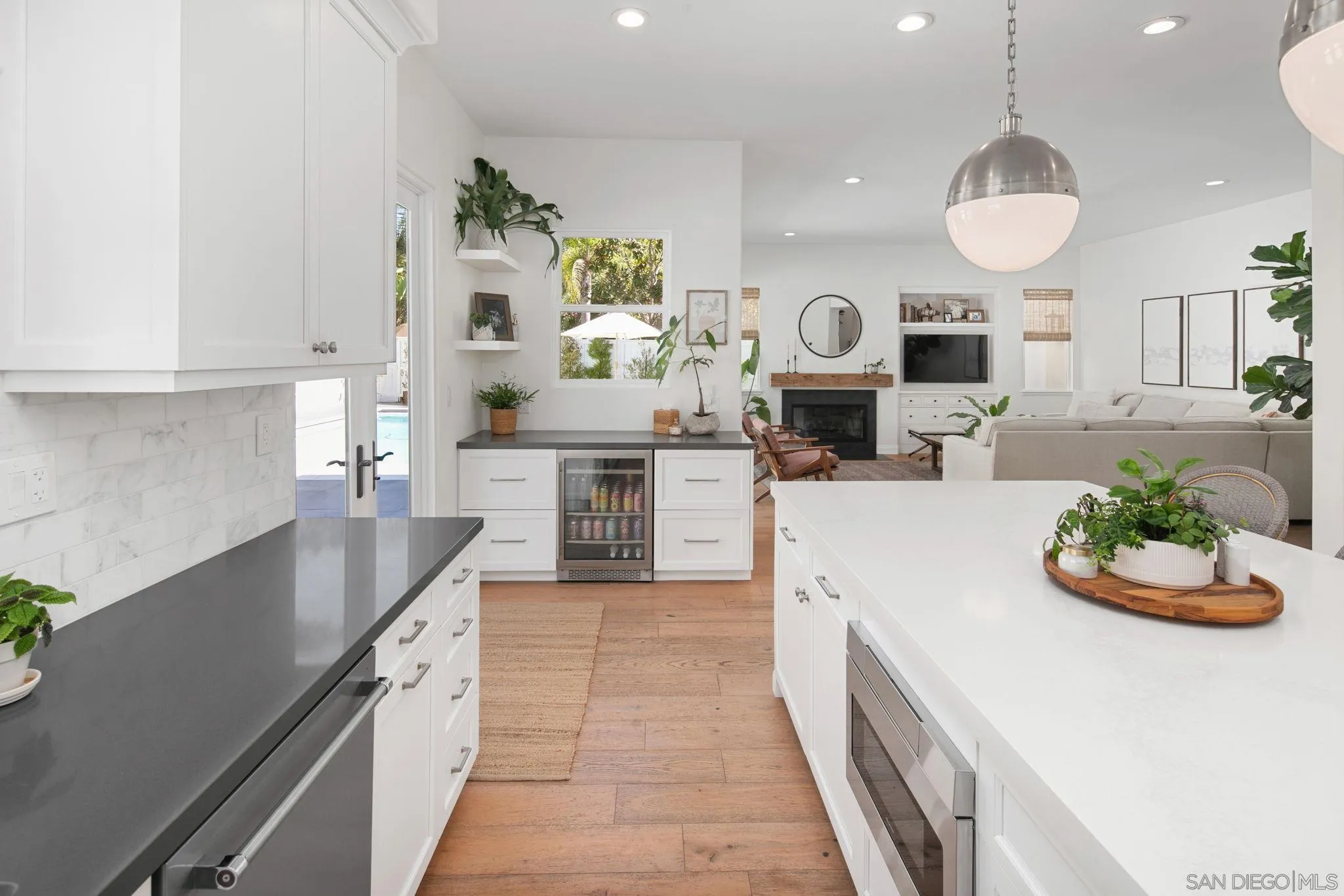 https://cdn.realtyfeed.com/cdn/127/260024900/a5095e438a8c790c2fbc327220044d21.webp