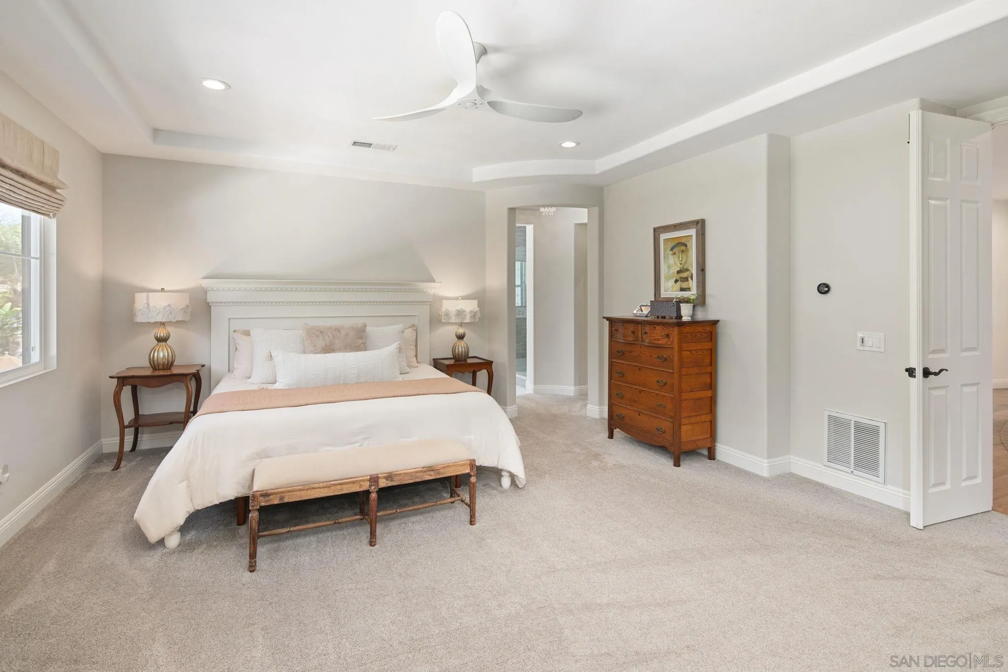 https://cdn.realtyfeed.com/cdn/127/260024900/ac945cad6a16df88fb8e487dd4652abf.webp