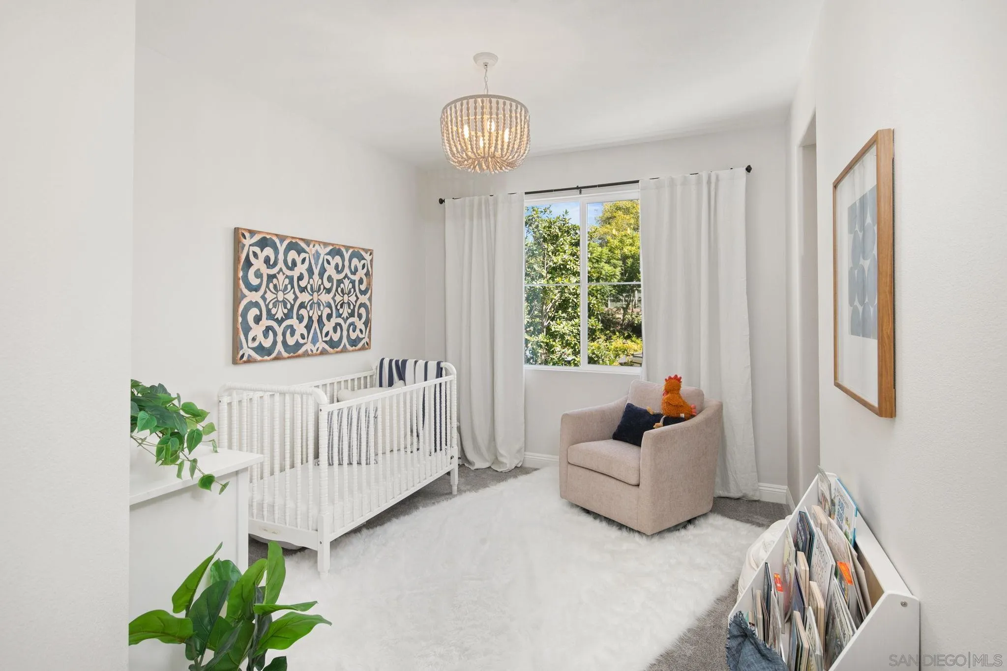 https://cdn.realtyfeed.com/cdn/127/260024900/cf6c684661f4be34811d370fb21dfaef.webp