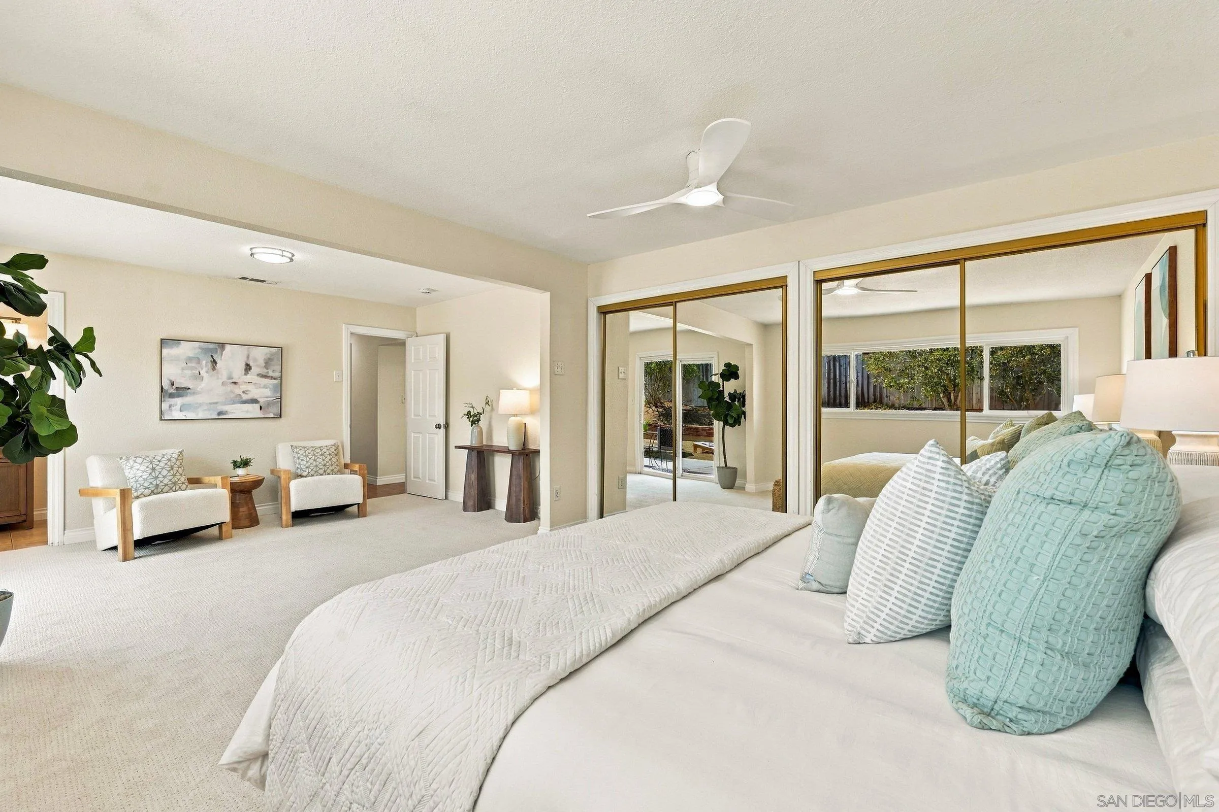 https://cdn.realtyfeed.com/cdn/127/260024901/86e3a4e8b1a0bd70623ac84556410dd5.webp