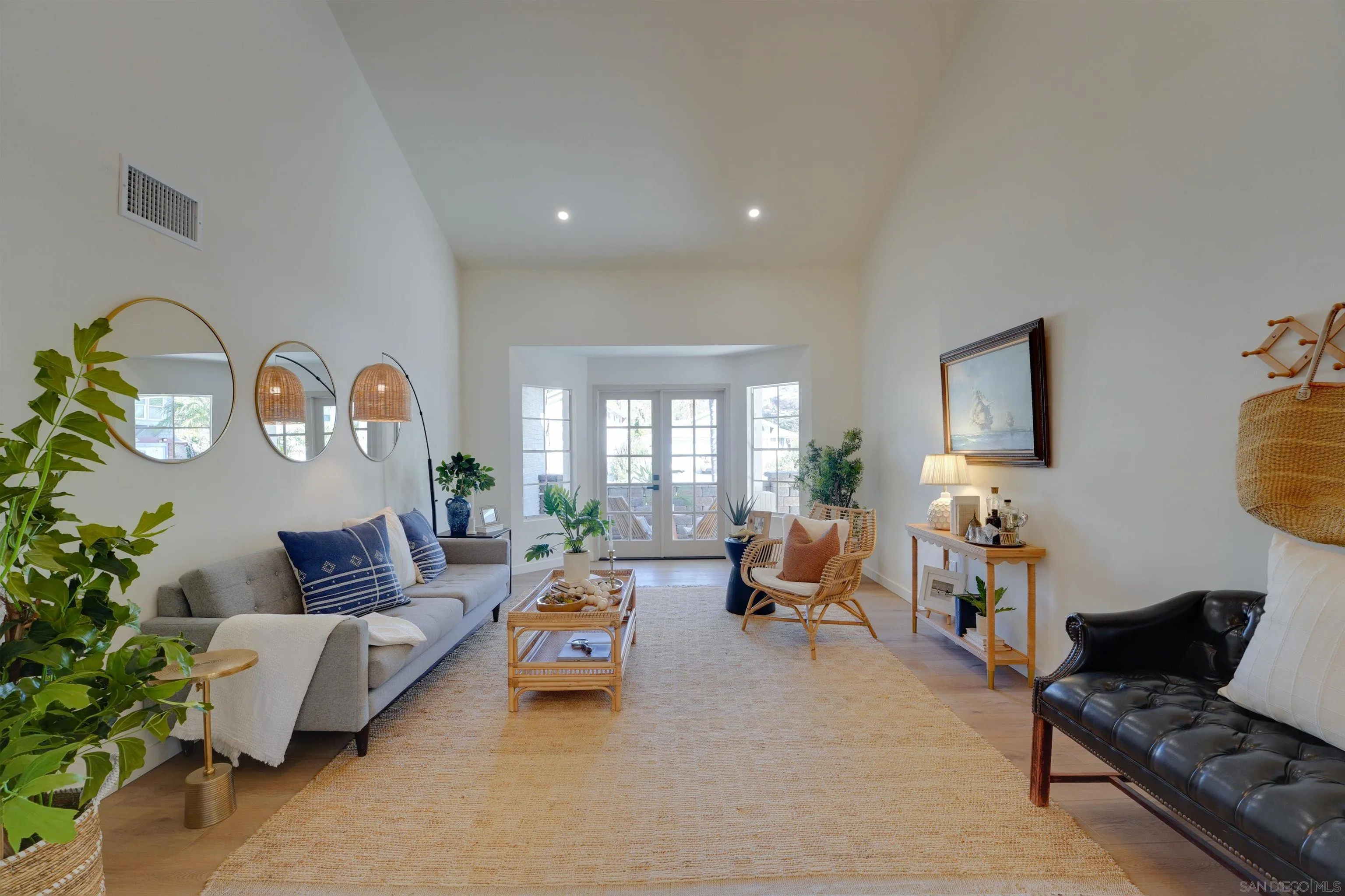 https://cdn.realtyfeed.com/cdn/127/260024906/9319b9c7e654a80bc149deb25c103f92.webp