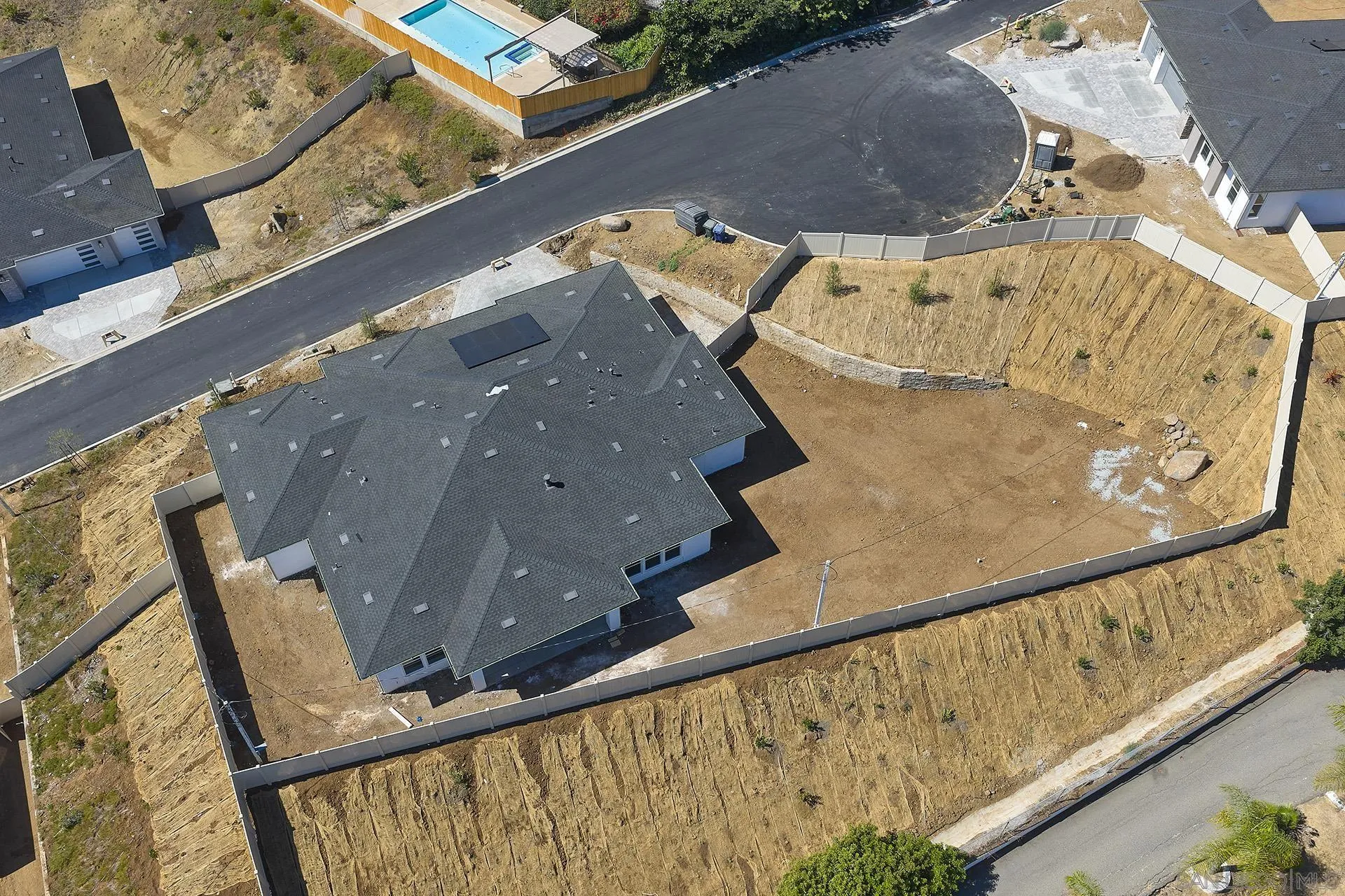 1746 Ishihara Rd, Vista, CA 92084