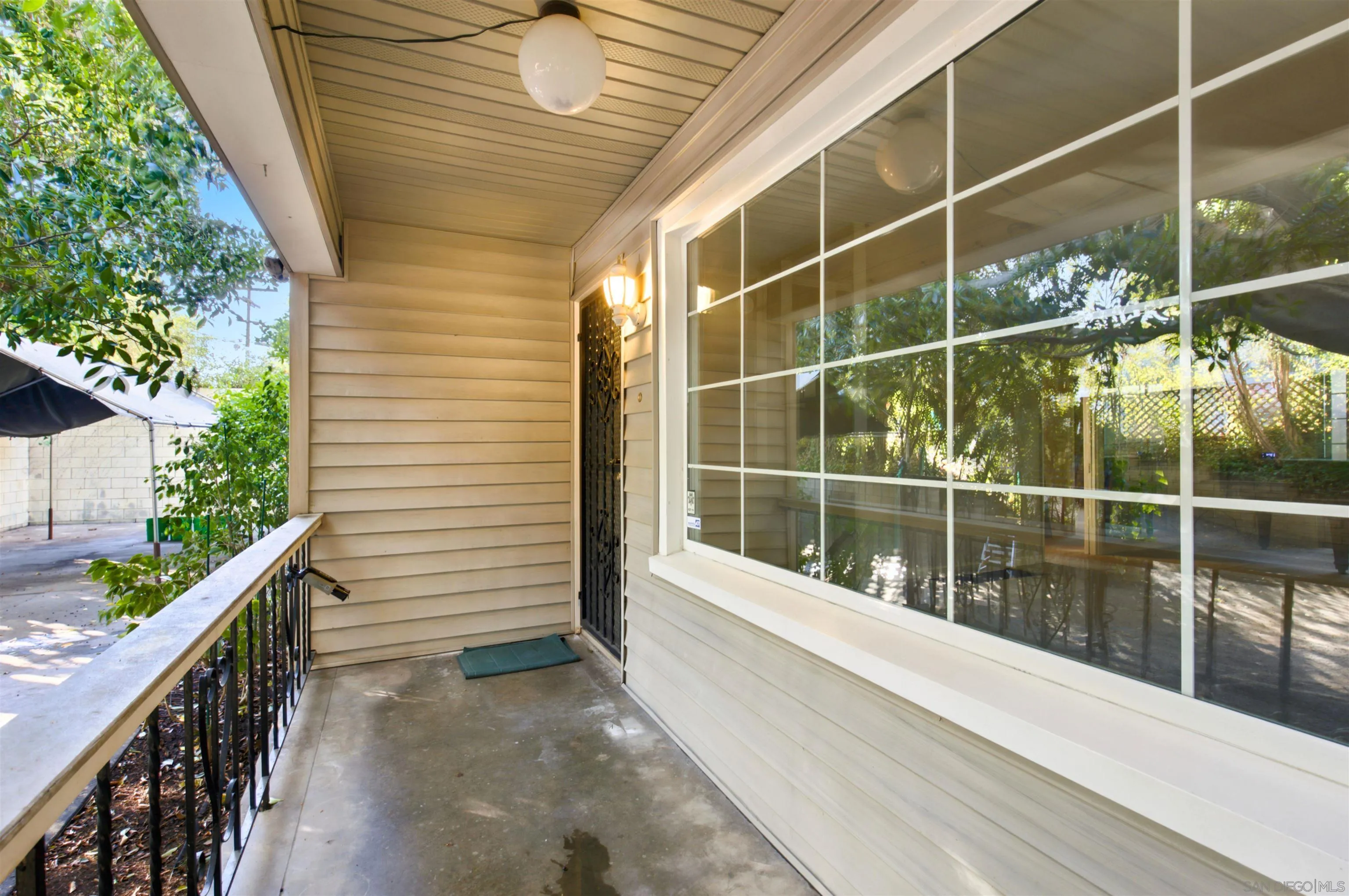 https://cdn.realtyfeed.com/cdn/127/260024925/d01b836667d9594d04faa8991b449a14.webp