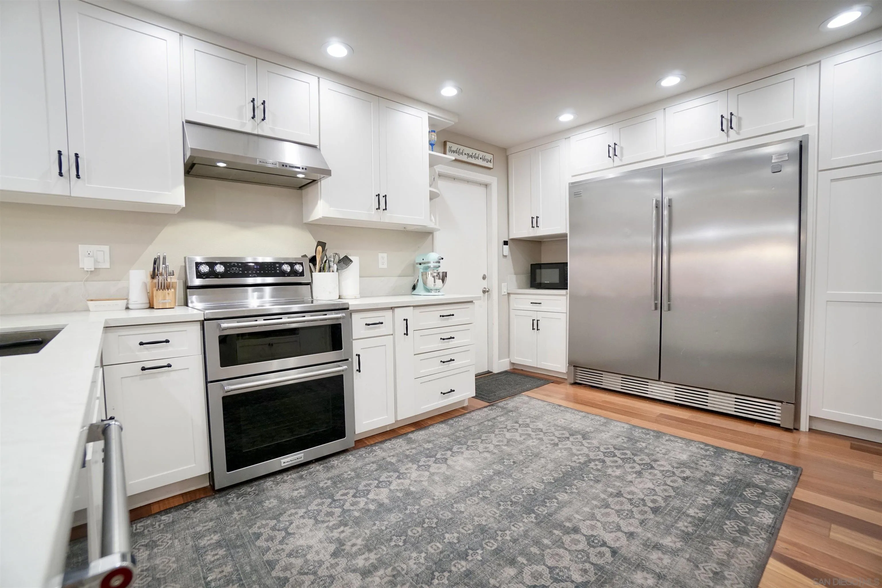 https://cdn.realtyfeed.com/cdn/127/260024933/1ae5e0bd2468a9d8f88ed9a676d387f2.webp