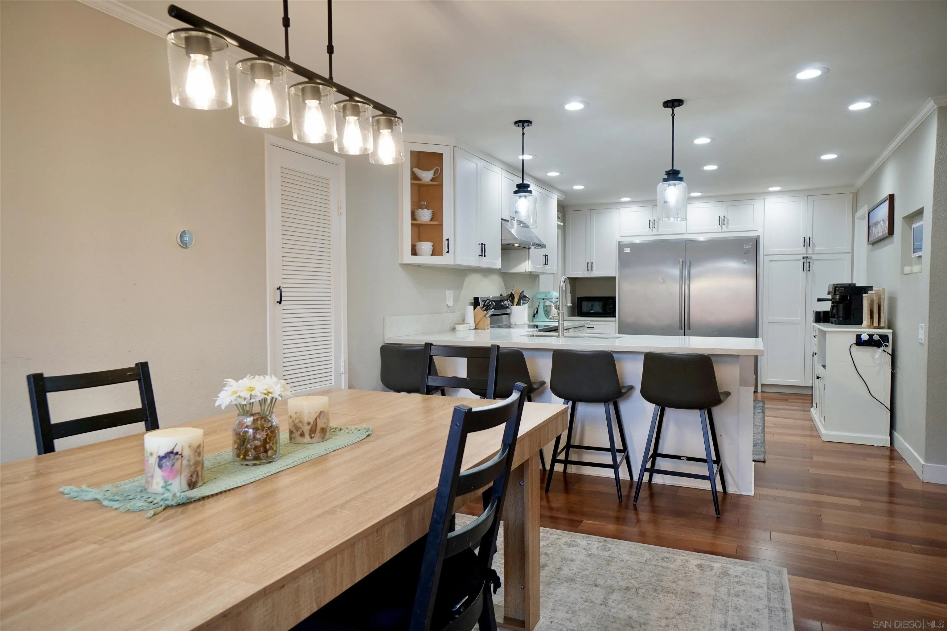 https://cdn.realtyfeed.com/cdn/127/260024933/5047df962c52189b84bd3c5e55c4ce97.webp