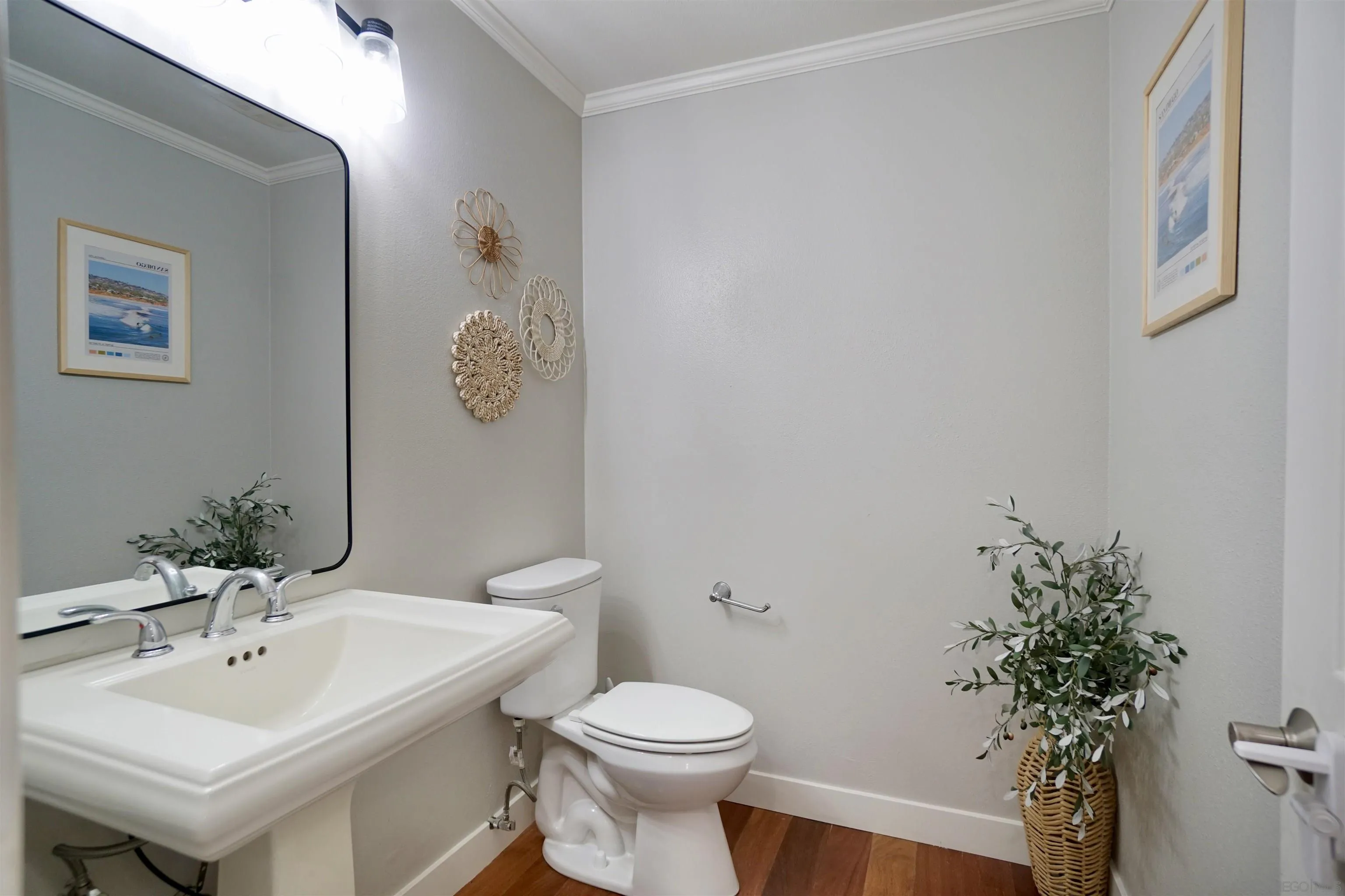 https://cdn.realtyfeed.com/cdn/127/260024933/83f51468db0b5d734d0900186f3a06f4.webp