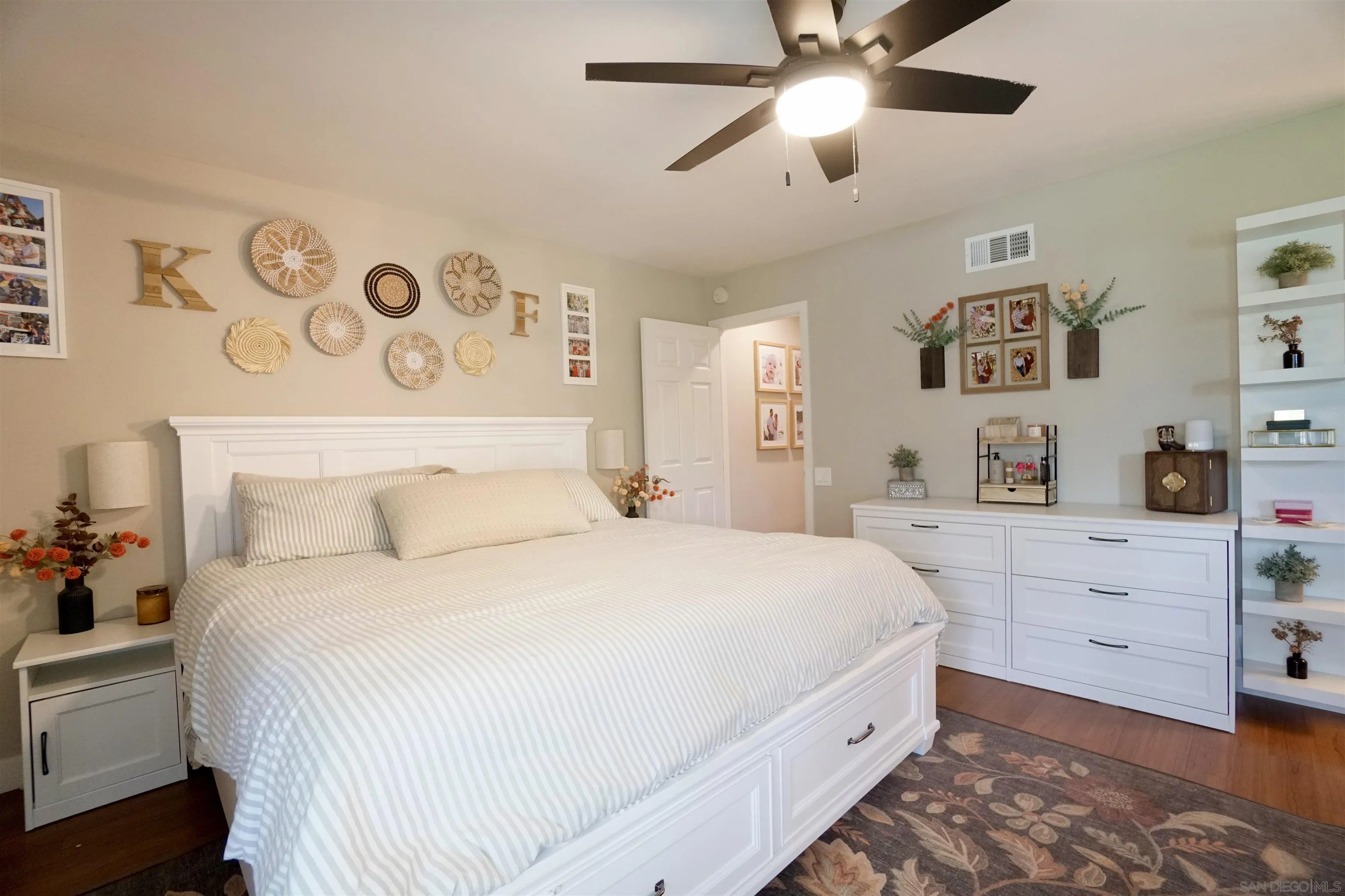 https://cdn.realtyfeed.com/cdn/127/260024933/c489e21328acdcd5e6b3e3e7f88a799c.webp