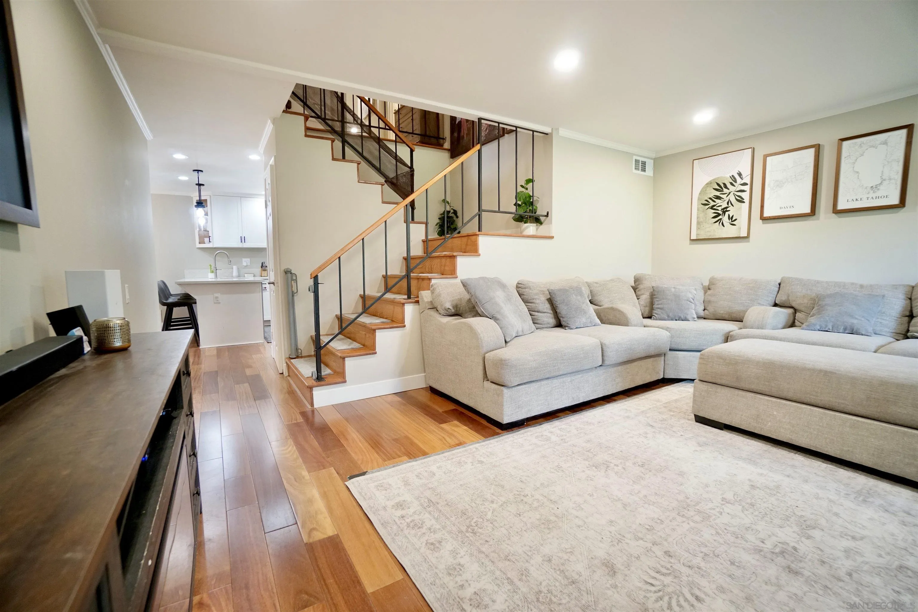 https://cdn.realtyfeed.com/cdn/127/260024933/f0bf0696628f6c0d35918090405e9015.webp