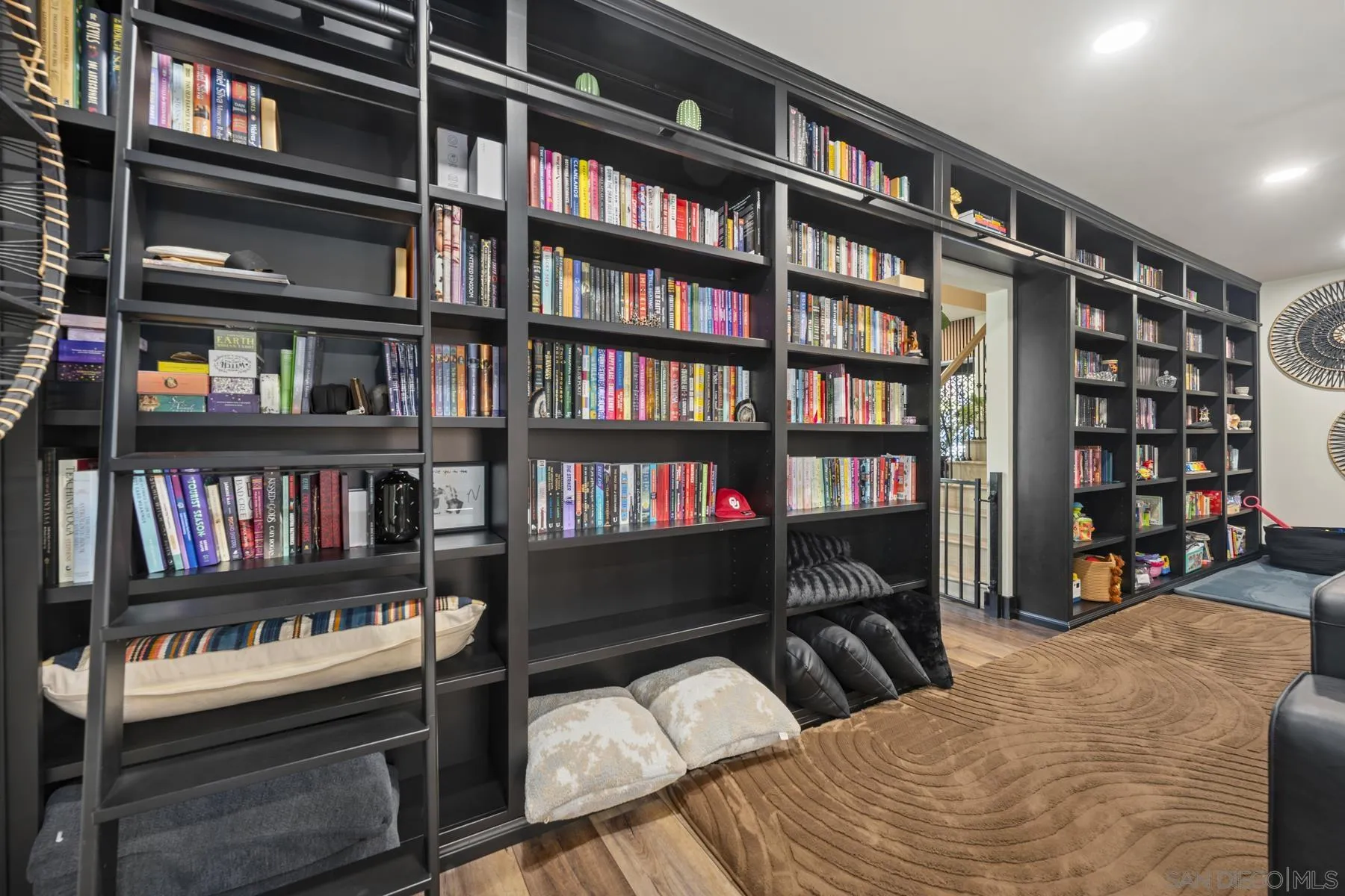 https://cdn.realtyfeed.com/cdn/127/260024937/40be1be13e23c2a7791ac0f0fb7e4c6e.webp