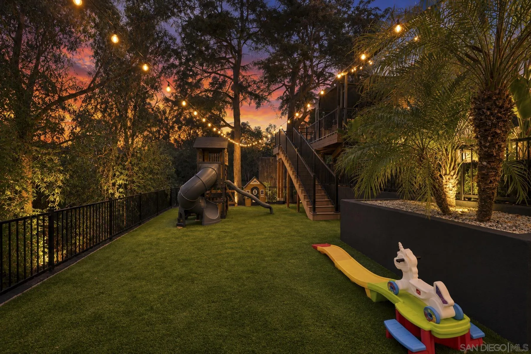 https://cdn.realtyfeed.com/cdn/127/260024937/4d6d2ec507264fd012a2fcd592fe00f9.webp