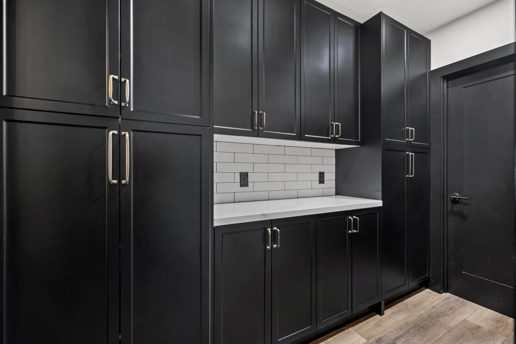 https://cdn.realtyfeed.com/cdn/127/260024937/b4c0b9a51829b52869dfd0945fdcf3fd.webp
