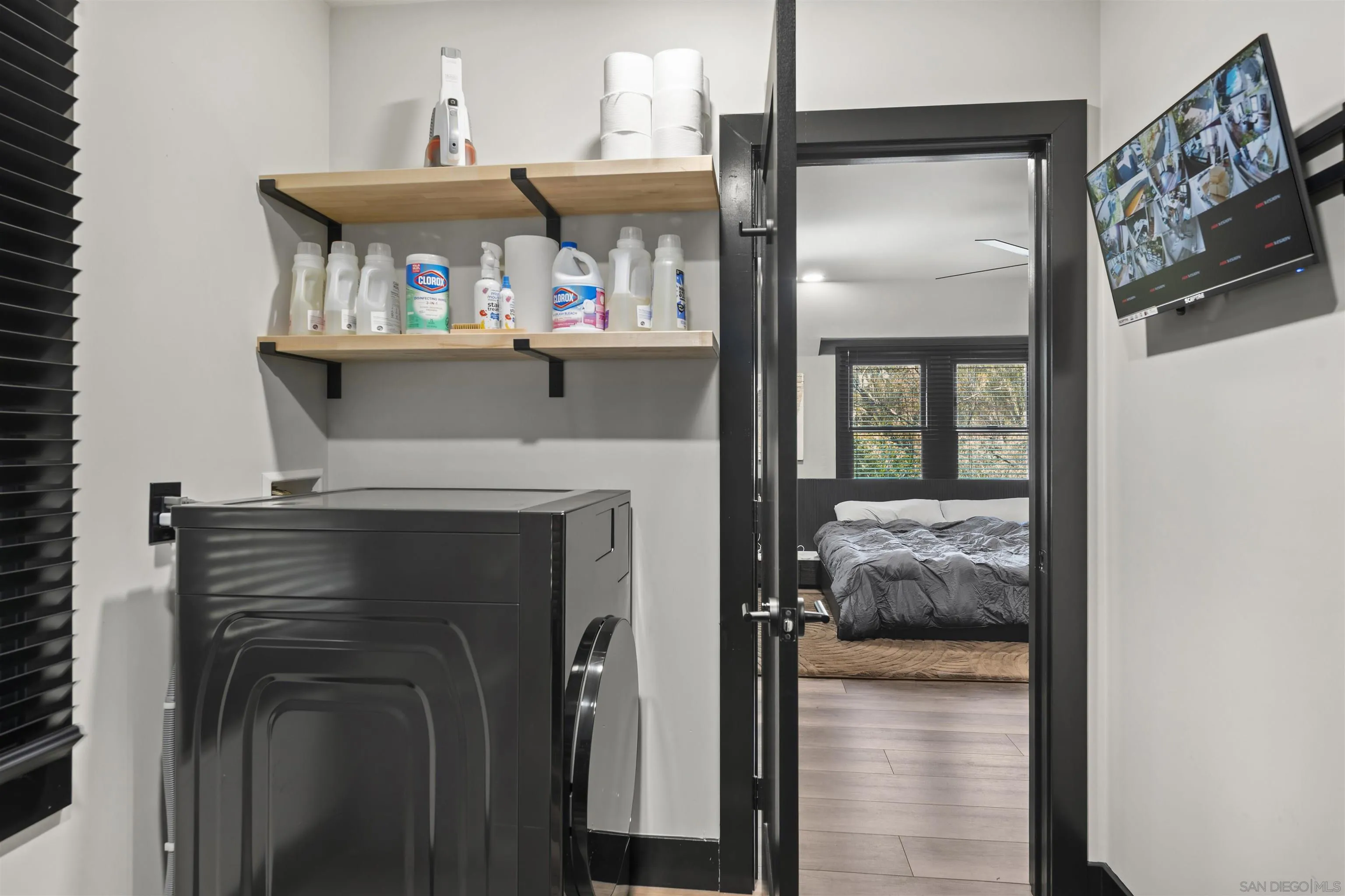 https://cdn.realtyfeed.com/cdn/127/260024937/e2ad3b5b83f426563eaa884b437b13e3.webp