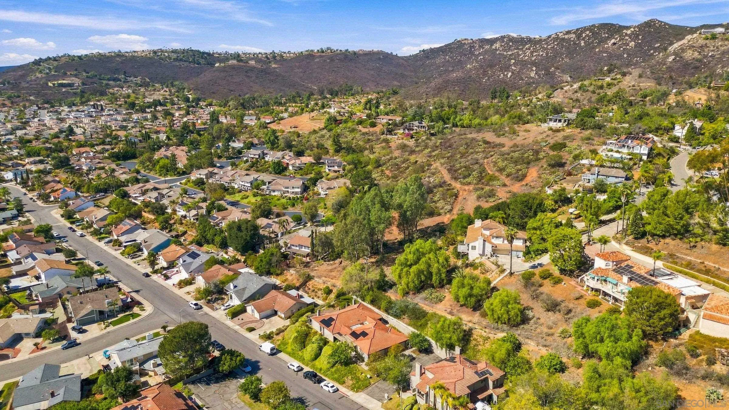 https://cdn.realtyfeed.com/cdn/127/260024939/19c3497052fa36ab02537fb50c80bf07.webp