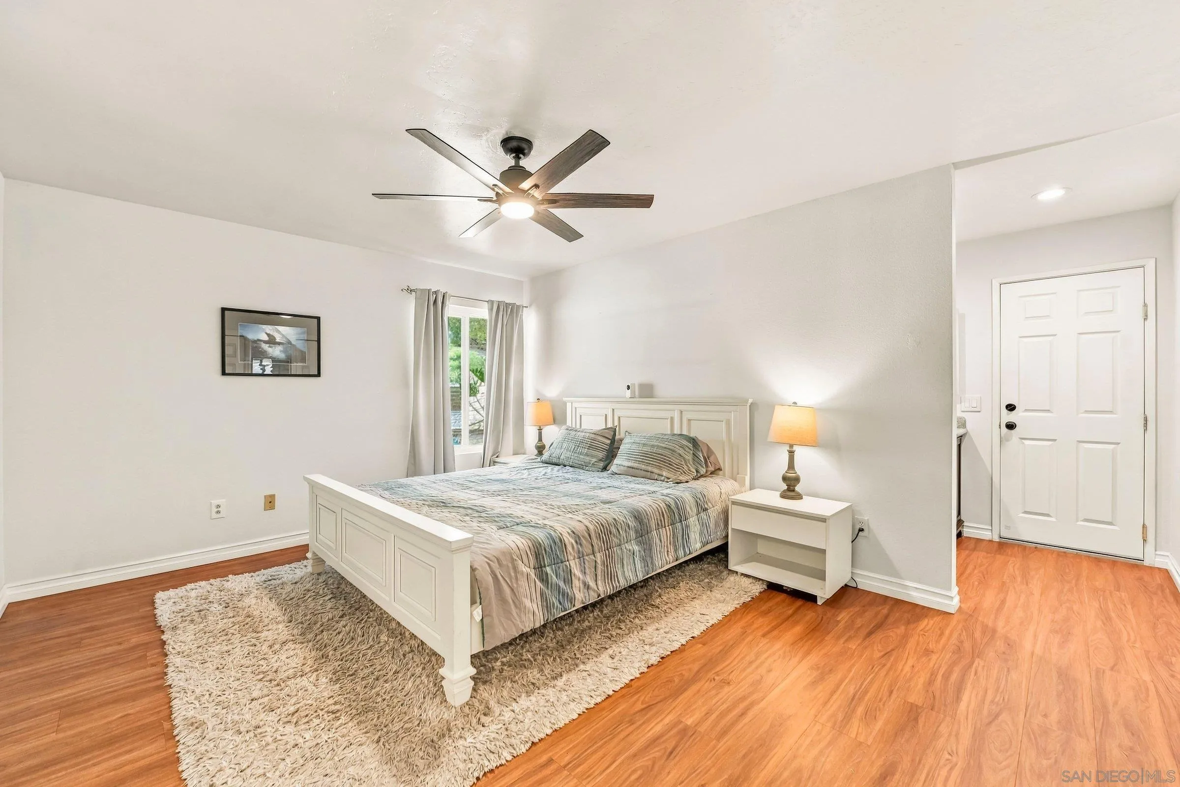 https://cdn.realtyfeed.com/cdn/127/260024939/292c06eef602bde3b270f93972c7087f.webp