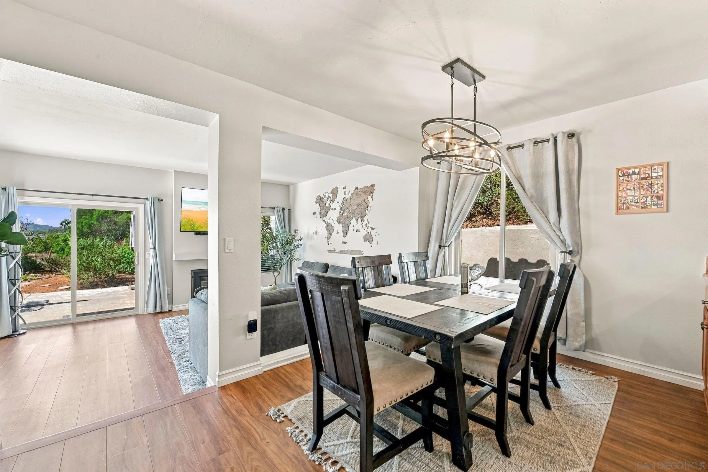 https://cdn.realtyfeed.com/cdn/127/260024939/643da40d4eea050773950c4dec25534c.webp