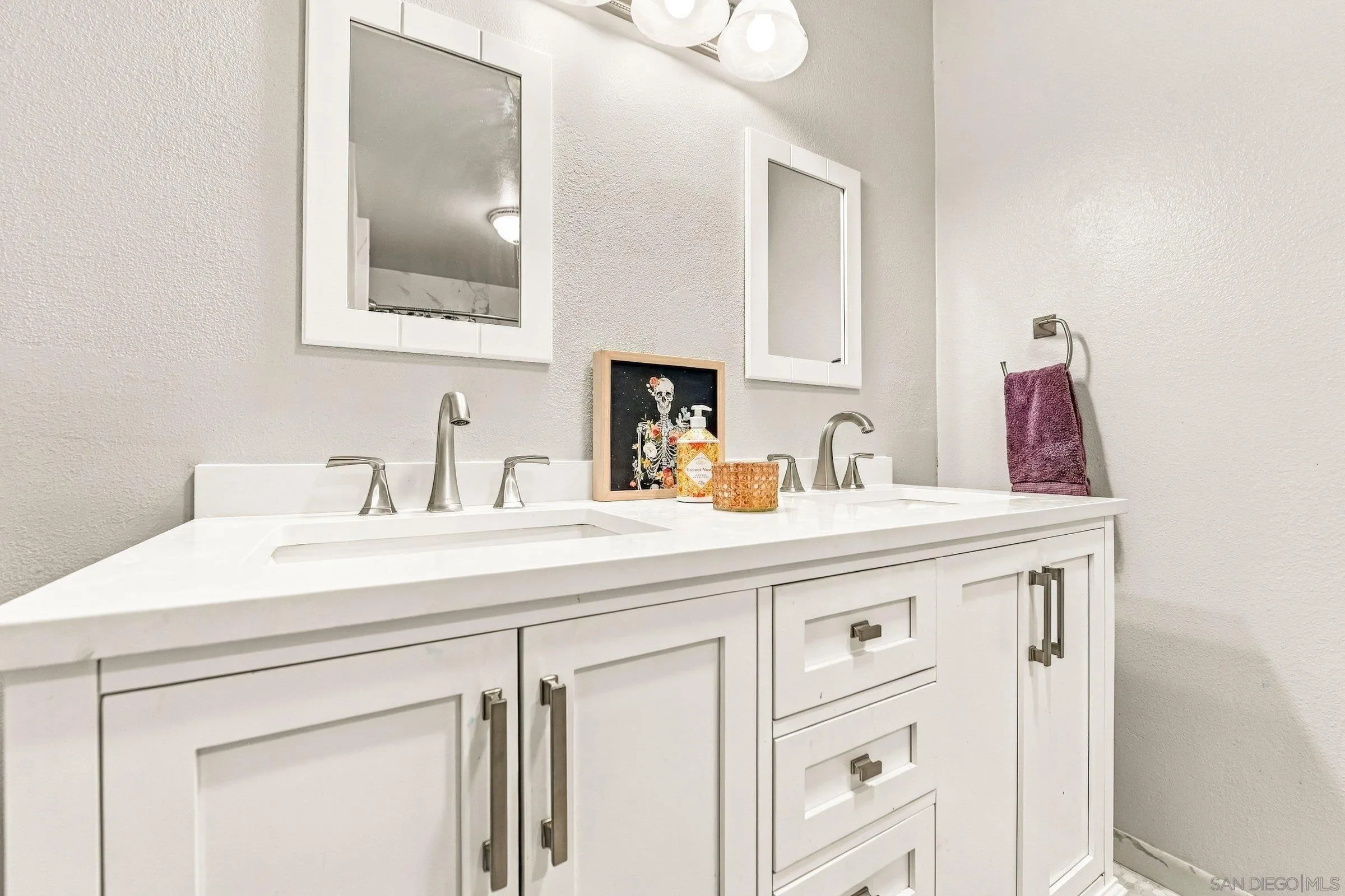 https://cdn.realtyfeed.com/cdn/127/260024939/75e627ae33a25f8dfbe5925ae894ac55.webp