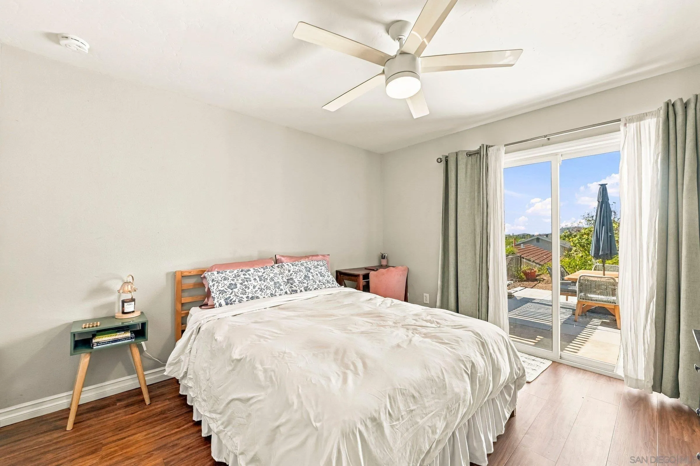 https://cdn.realtyfeed.com/cdn/127/260024939/aa2b08c1f9ed8c76418dcdd7ef7ea43d.webp