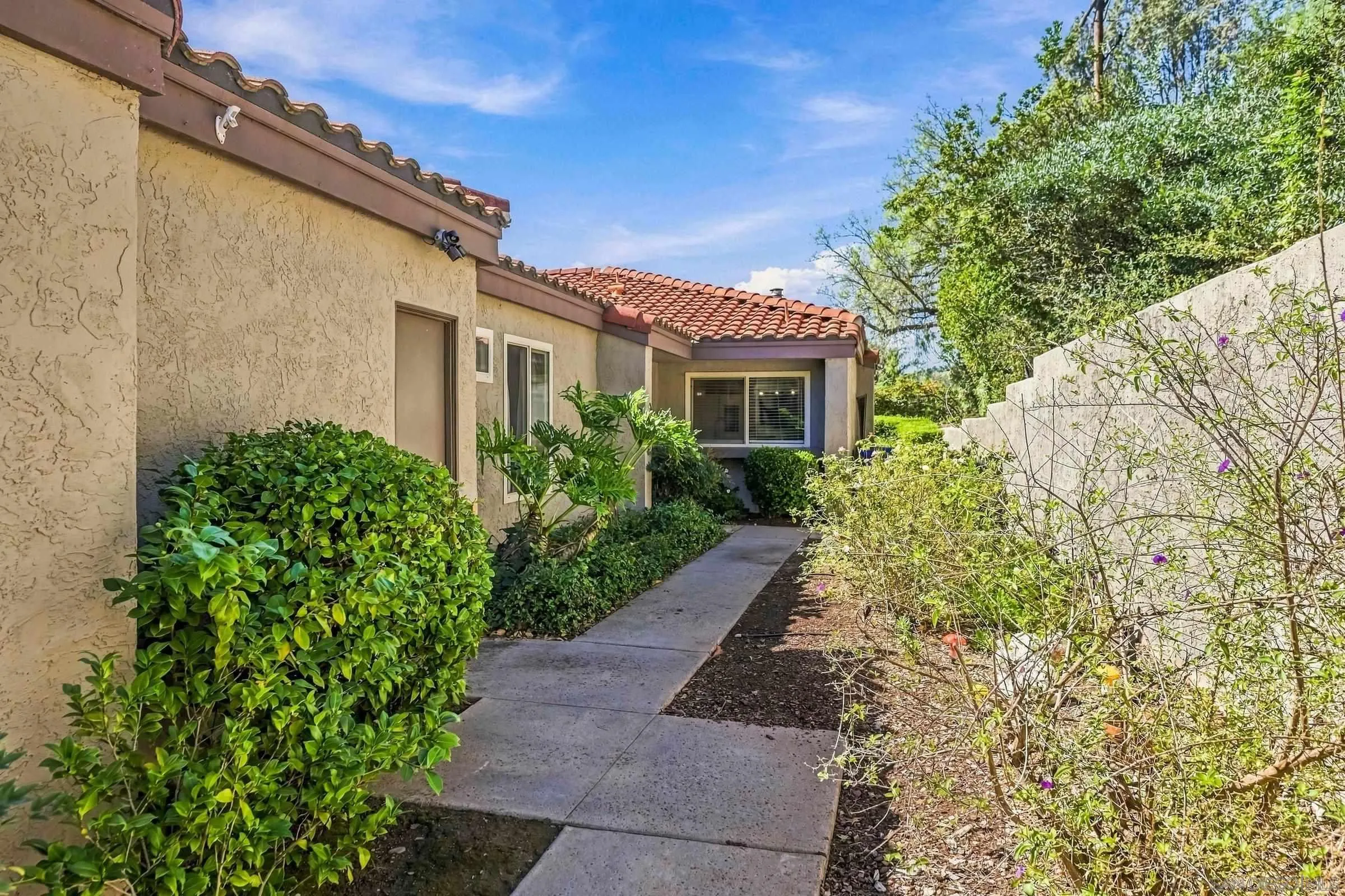 https://cdn.realtyfeed.com/cdn/127/260024939/fb22b42435913222c4c58b8fae5e5463.webp
