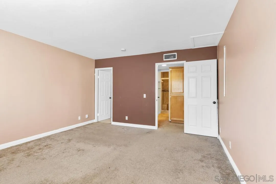 https://cdn.realtyfeed.com/cdn/127/260024941/2b8268ff2994d3ad1331febb42daaffd.webp