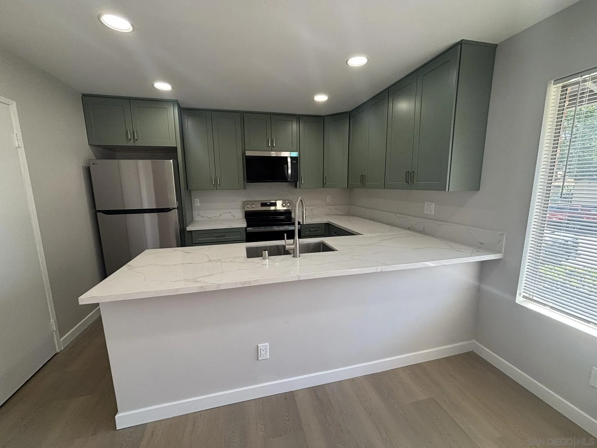 13942 Via Rimini, San Diego, CA 92129, photo 9