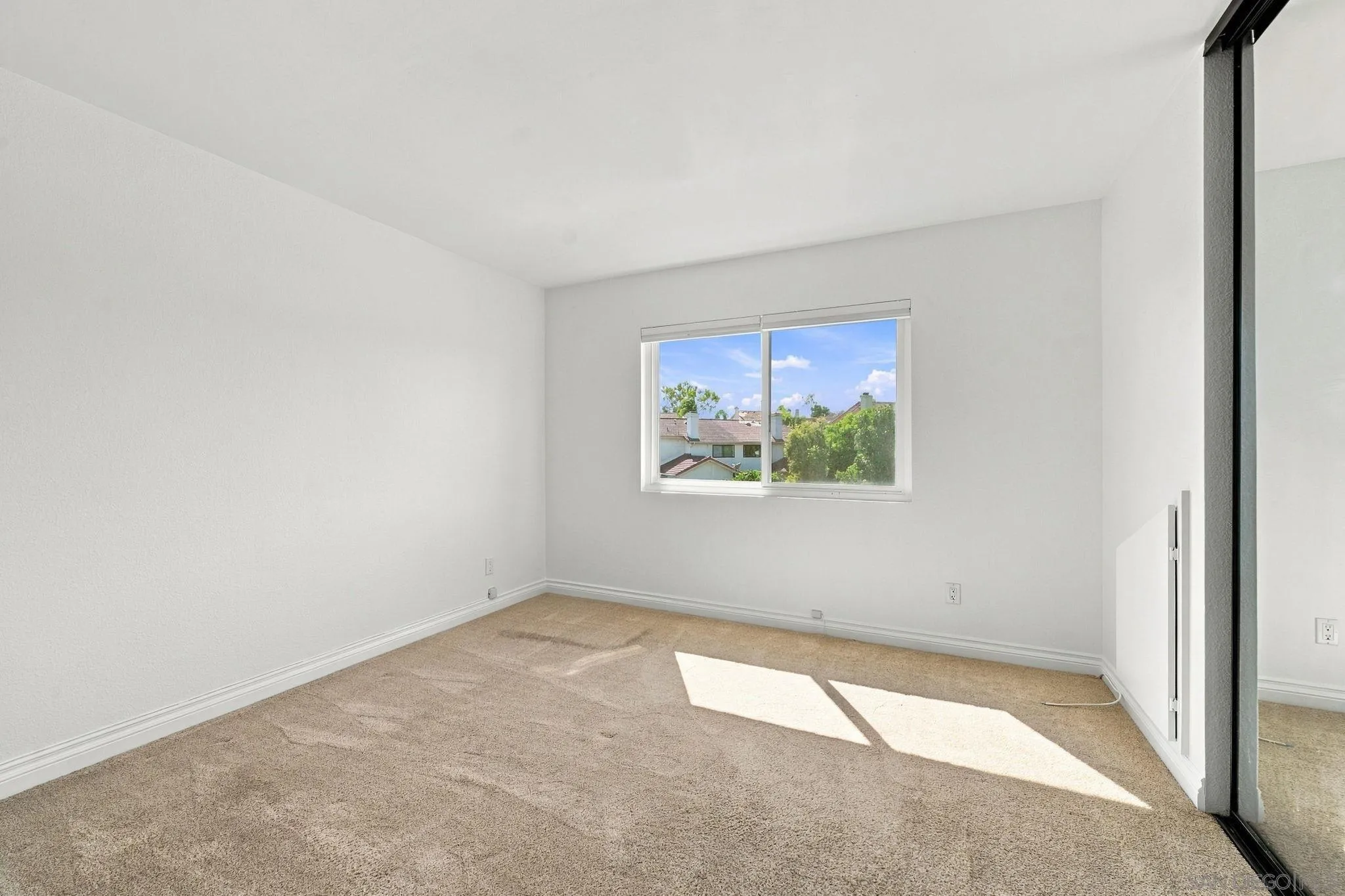 https://cdn.realtyfeed.com/cdn/127/260024945/c9a833728b78dd16a03a468ce2fd4294.webp