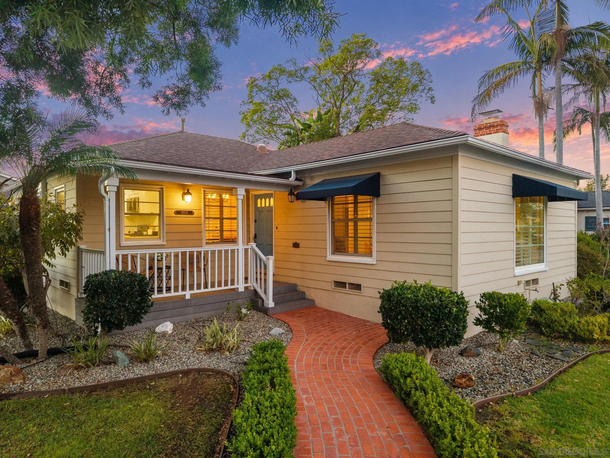 https://cdn.realtyfeed.com/cdn/127/260024946/3733565bbb90f818a31a873e03b8cb31.webp