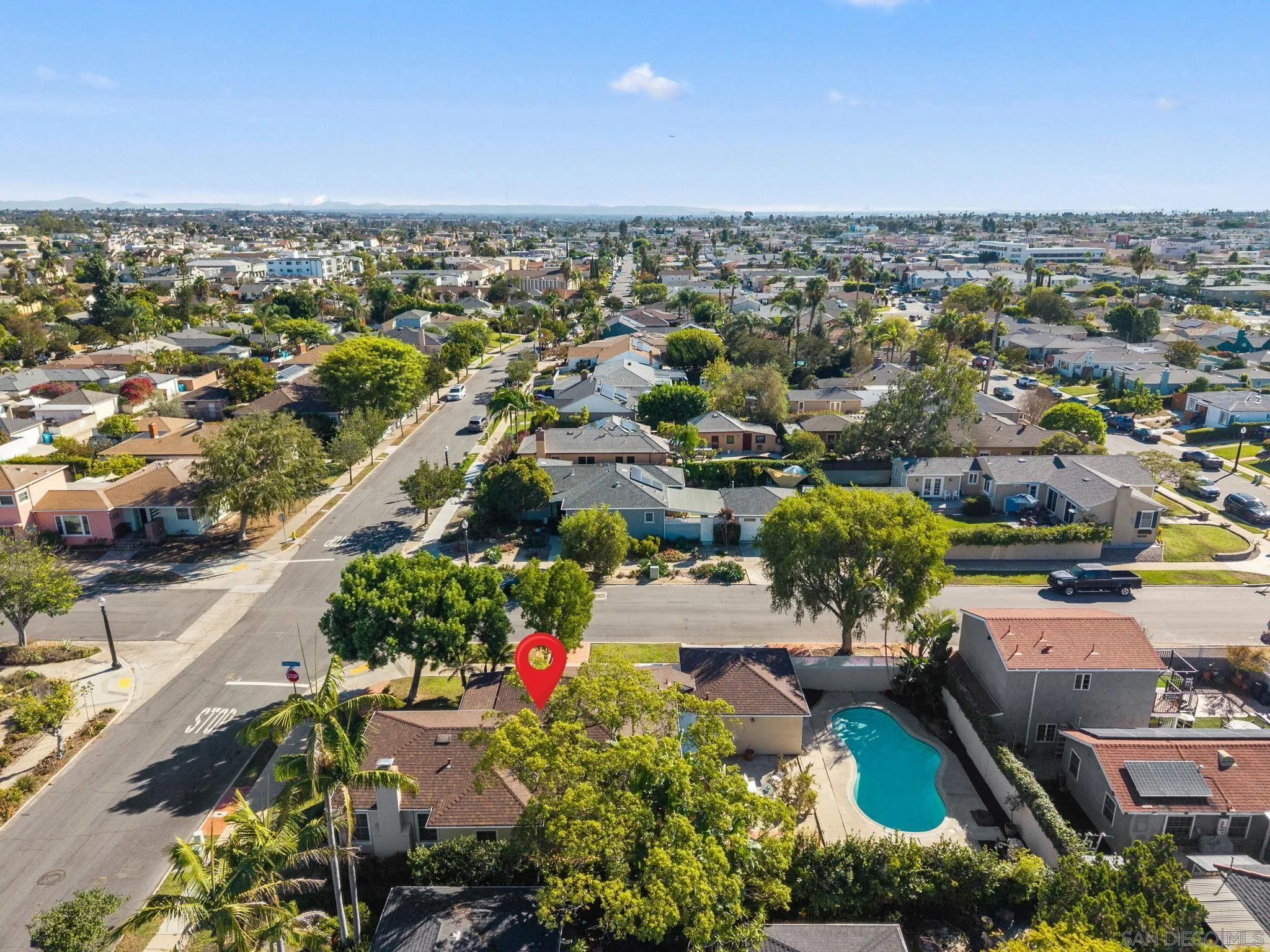 https://cdn.realtyfeed.com/cdn/127/260024946/3d3b36a6acc71c3524fbcbcd9db3fa68.webp