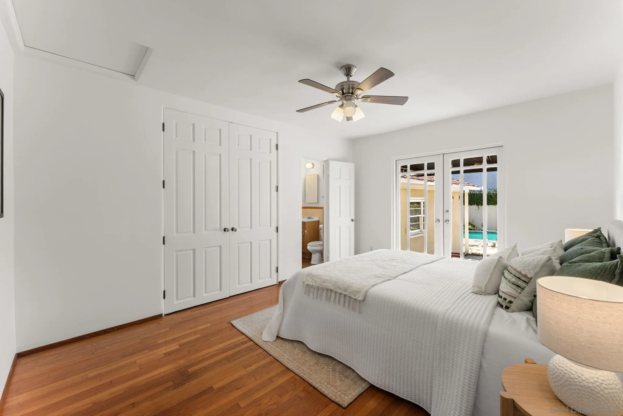 https://cdn.realtyfeed.com/cdn/127/260024946/42b9f2bf1c4ec8263218b0a87427124c.webp