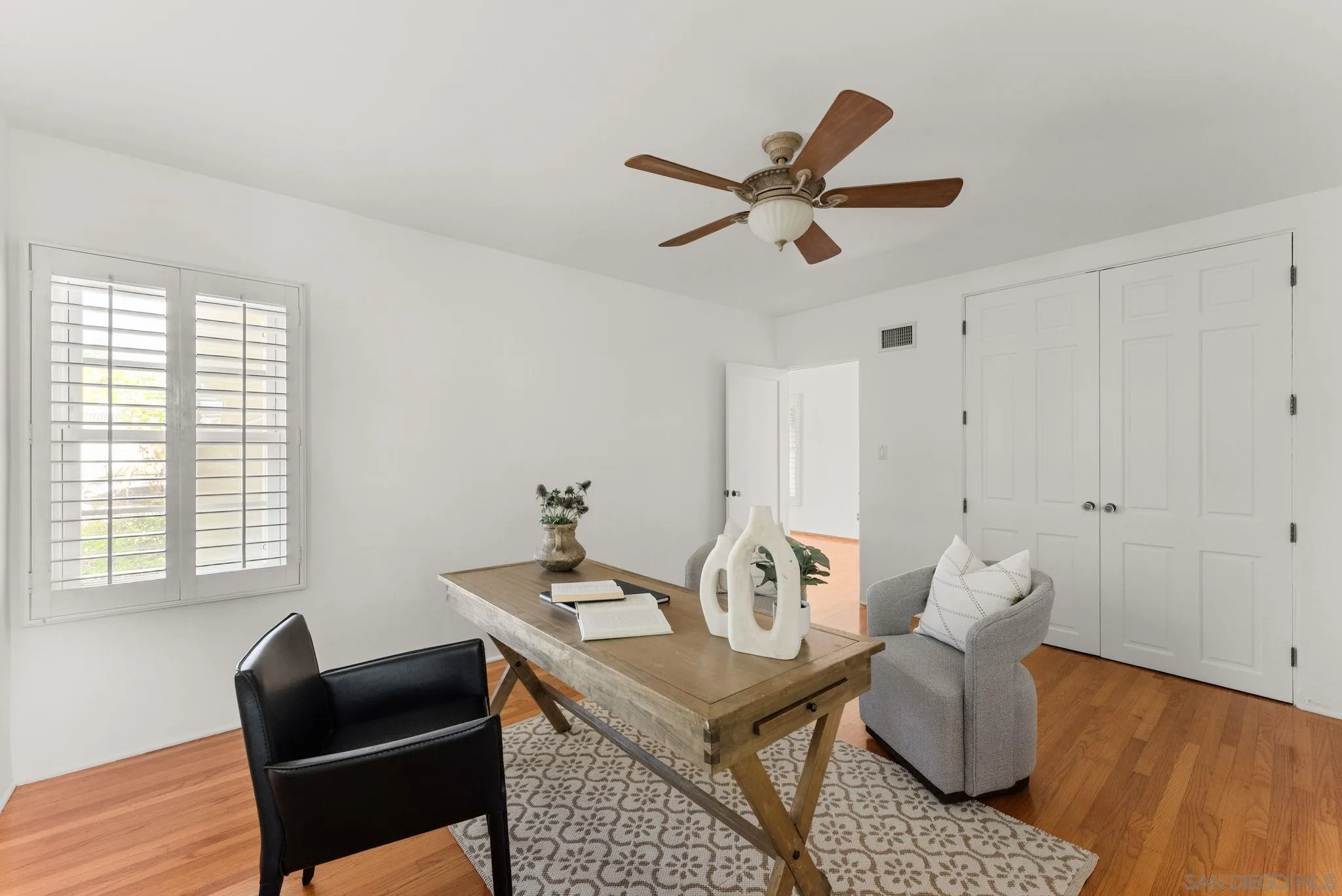 https://cdn.realtyfeed.com/cdn/127/260024946/8baaccdf4aa4efbae0c18d525b1d7397.webp