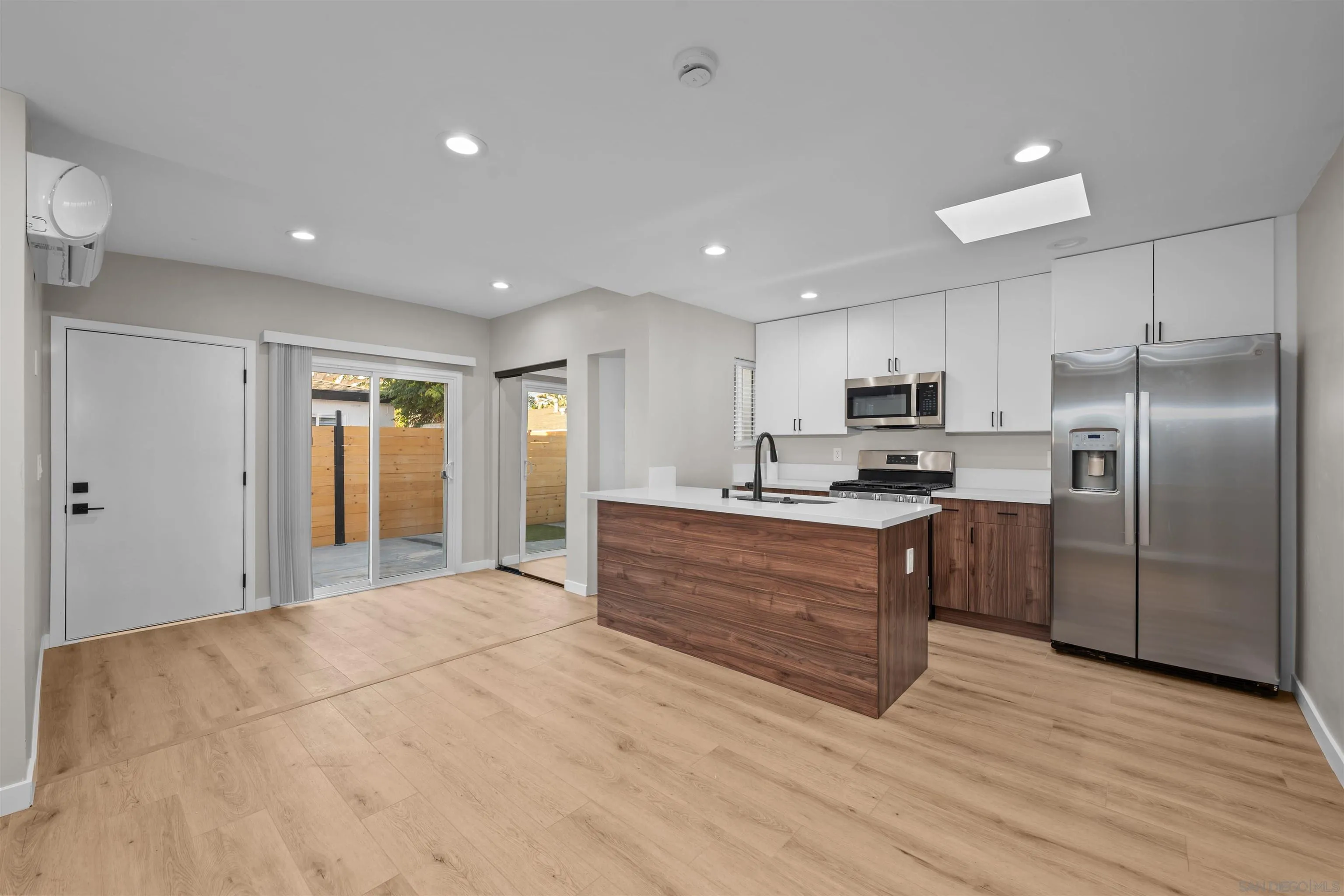 1566 Reed Ave, San Diego, CA 92109, photo 14