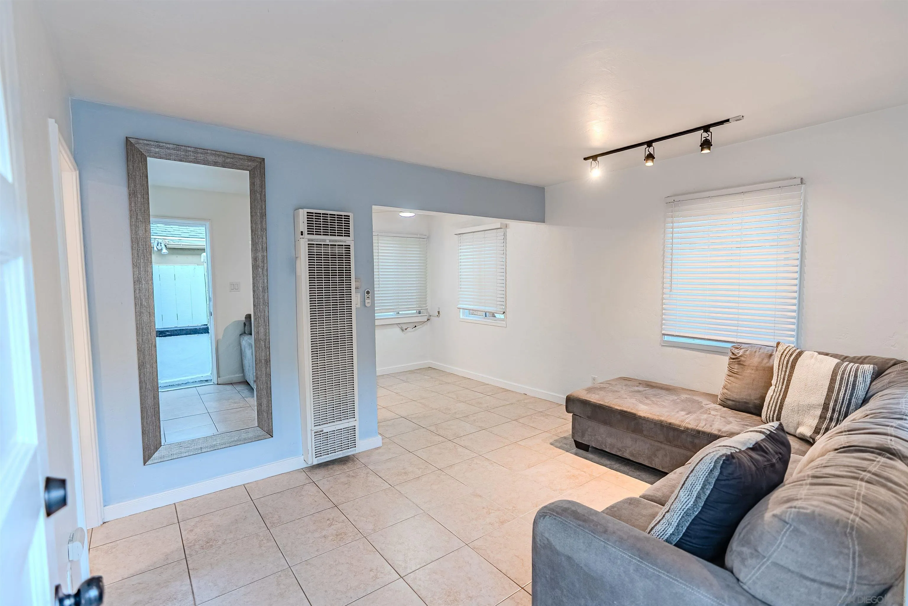 1566 Reed Ave, San Diego, CA 92109, photo 21