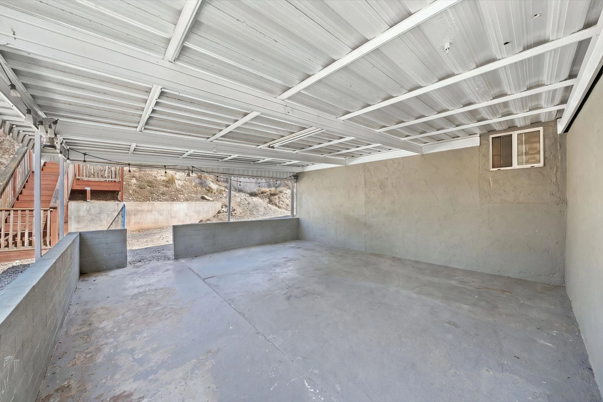https://cdn.realtyfeed.com/cdn/127/260024960/9be8b8a4abce9451da6cac7f703a7bd1.webp
