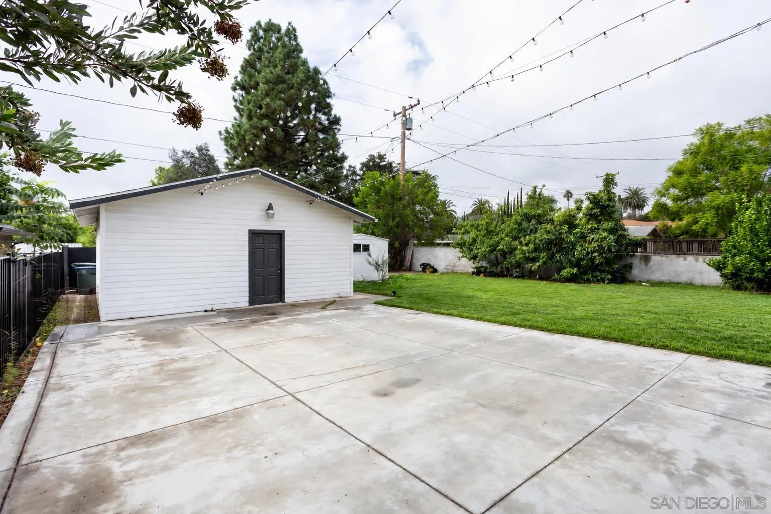1750 Las Lunas St, Pasadena, CA 91106, photo 21