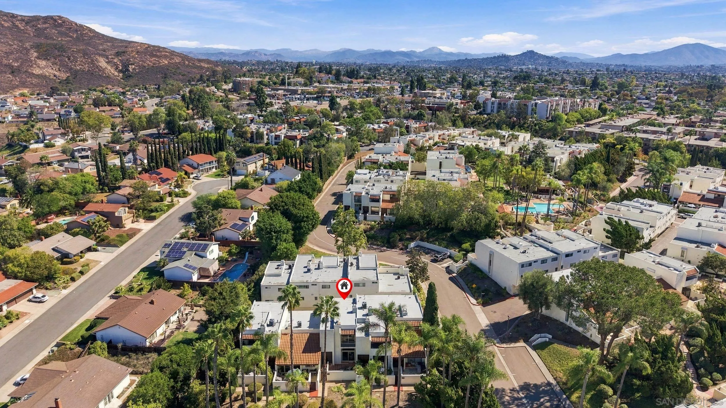 https://cdn.realtyfeed.com/cdn/127/260024965/2b0a94ccbb2d79e5ae2201963f33808e.webp
