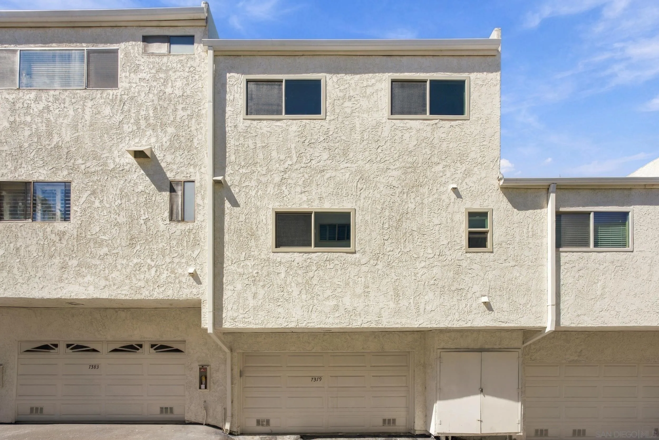 https://cdn.realtyfeed.com/cdn/127/260024965/74498e7a92043e0fe055cbe99a1feb1a.webp