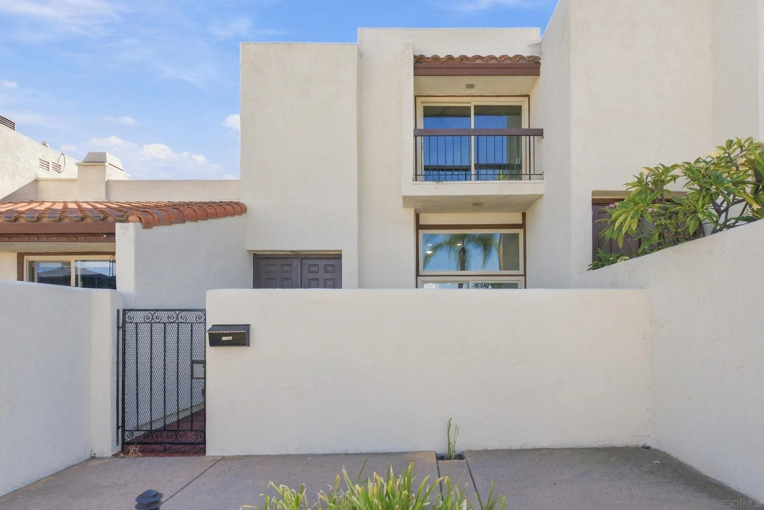 https://cdn.realtyfeed.com/cdn/127/260024965/75033259b5409a172db45b2428f3a97a.webp