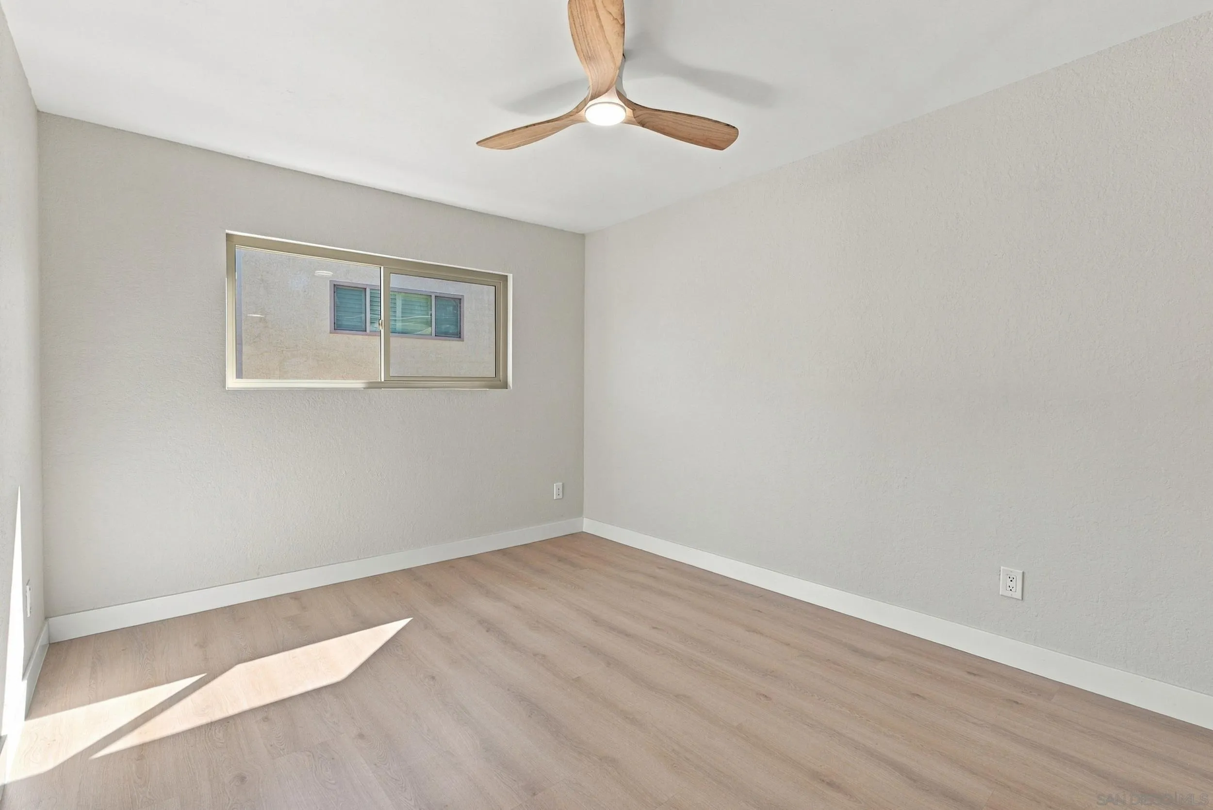 https://cdn.realtyfeed.com/cdn/127/260024965/874011e380d04dc6d9908bf6656db823.webp