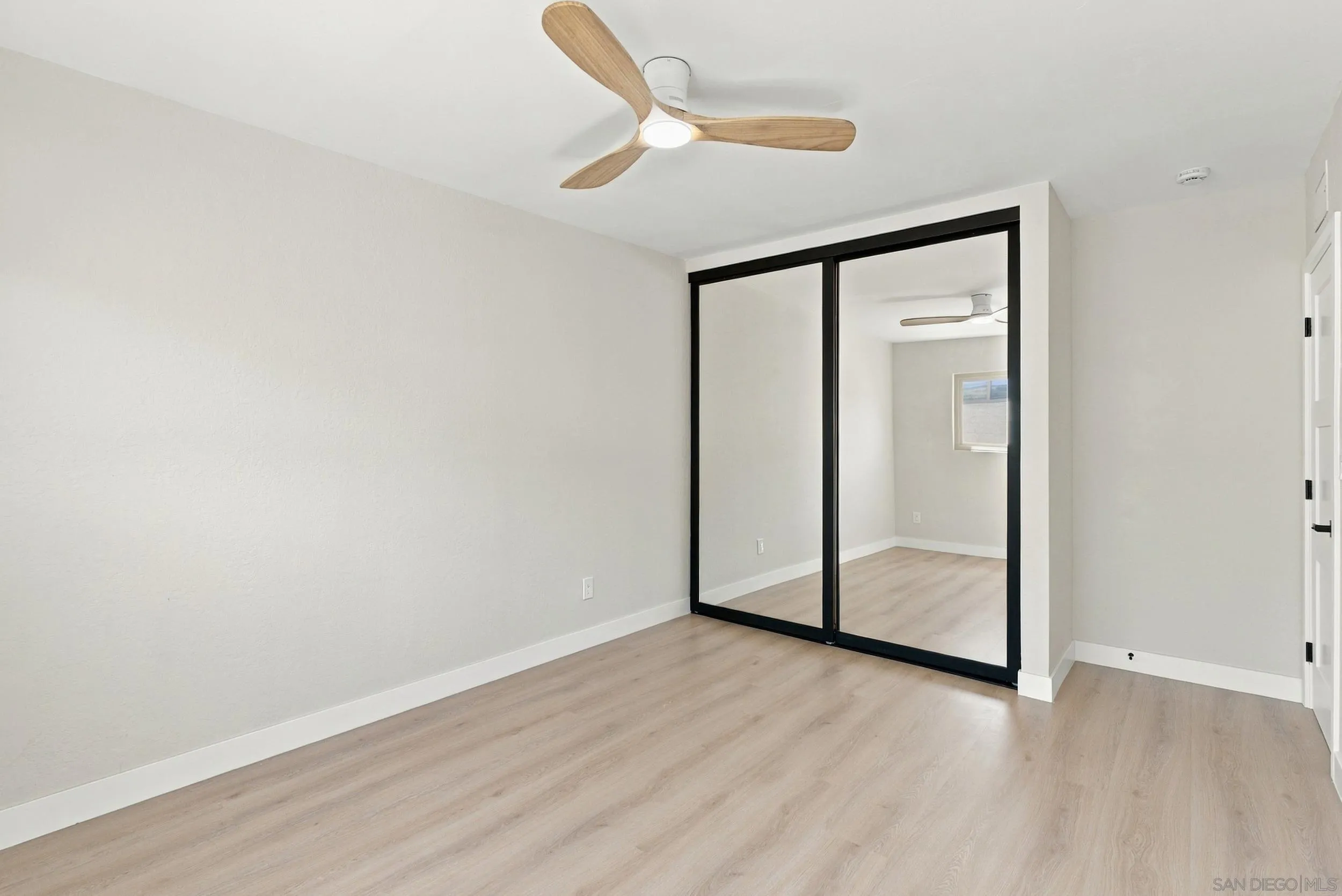 https://cdn.realtyfeed.com/cdn/127/260024965/cd418c65b3c3ebf16ee2b2647c963b19.webp