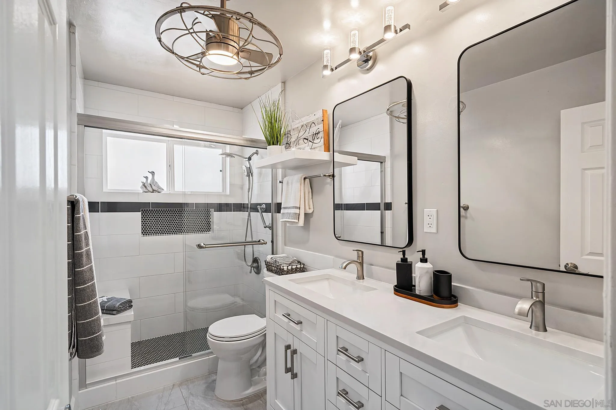 https://cdn.realtyfeed.com/cdn/127/260024983/5da90bb43e4d06ef30eb1b994a23595d.webp