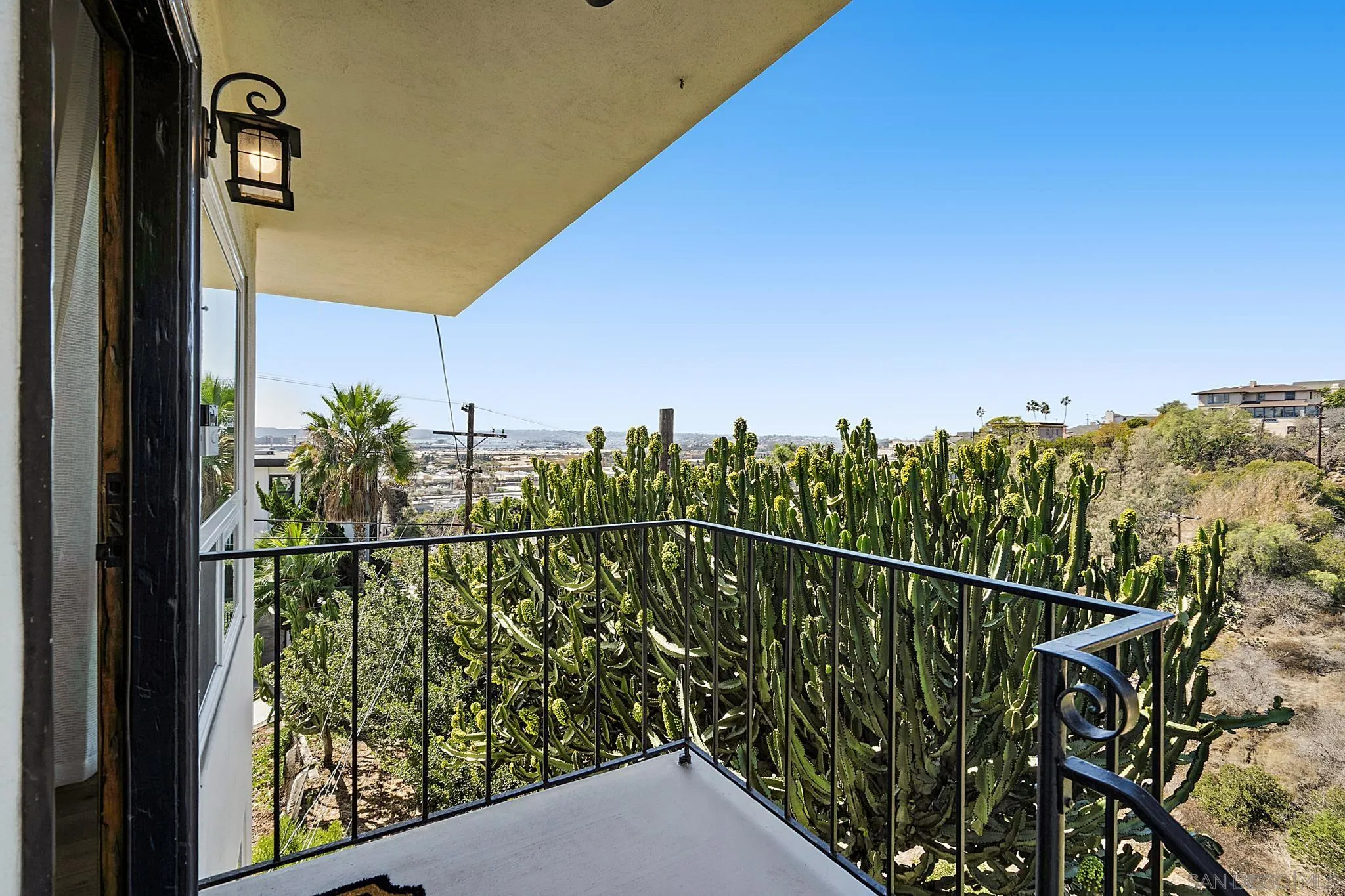 https://cdn.realtyfeed.com/cdn/127/260024983/8c851af9058f3ee3d50c55a8f00cedbf.webp