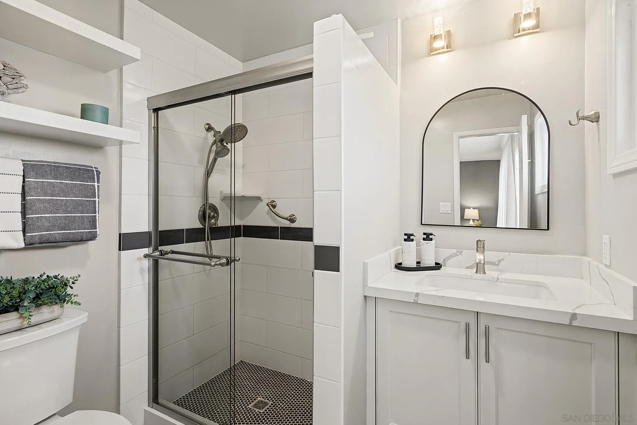 https://cdn.realtyfeed.com/cdn/127/260024983/cb979163a32d076a0c9b18f94e1d94f2.webp