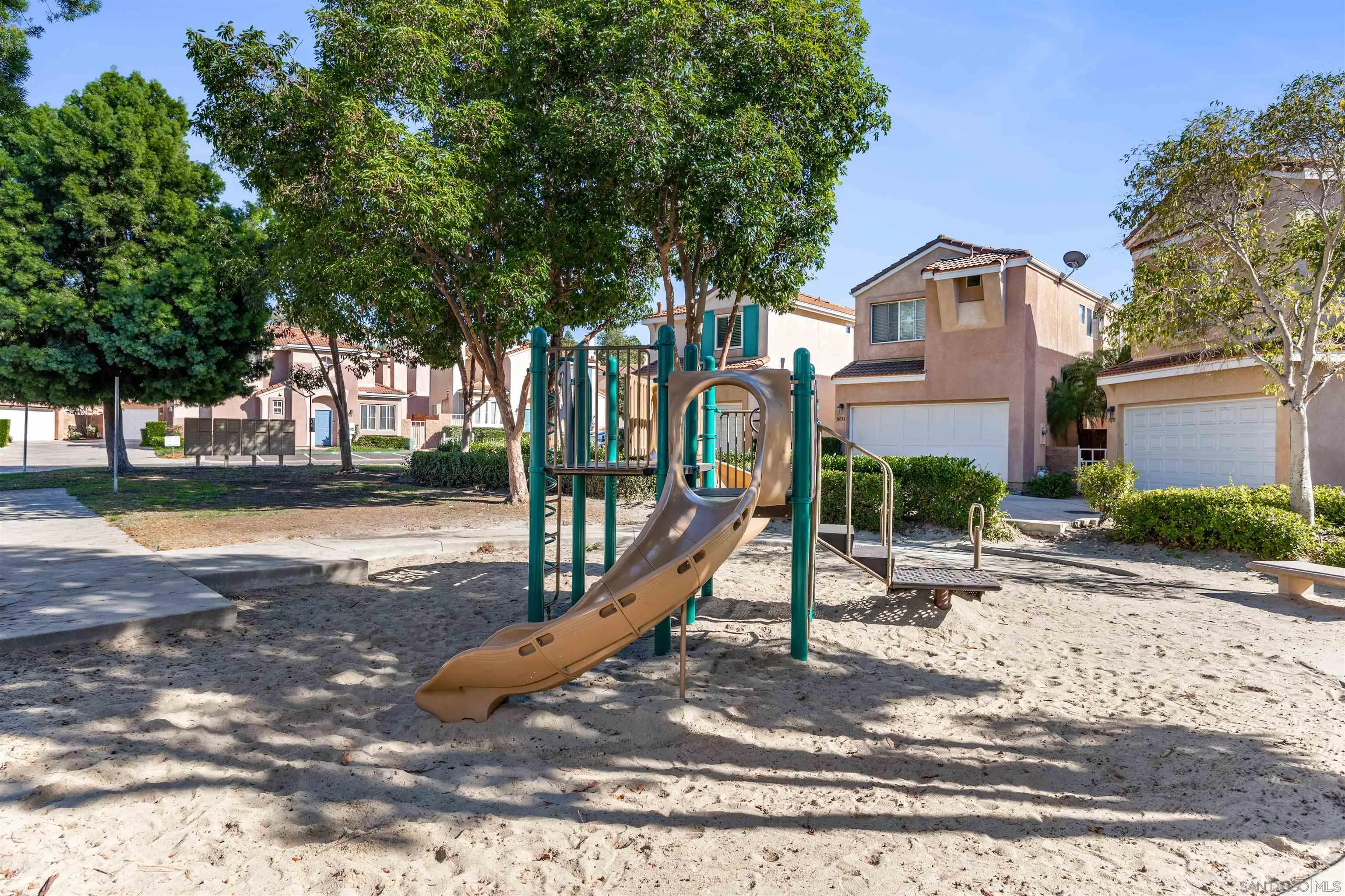 https://cdn.realtyfeed.com/cdn/127/260024987/45d4d18042f4db11de449b9a0e910602.webp