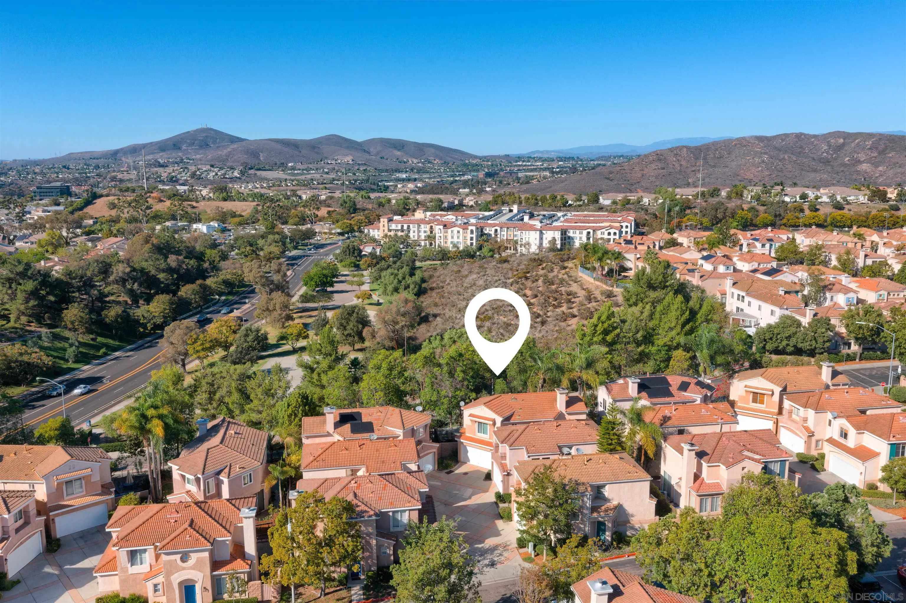 https://cdn.realtyfeed.com/cdn/127/260024987/875cffad8f57807423568c02c17b01da.webp