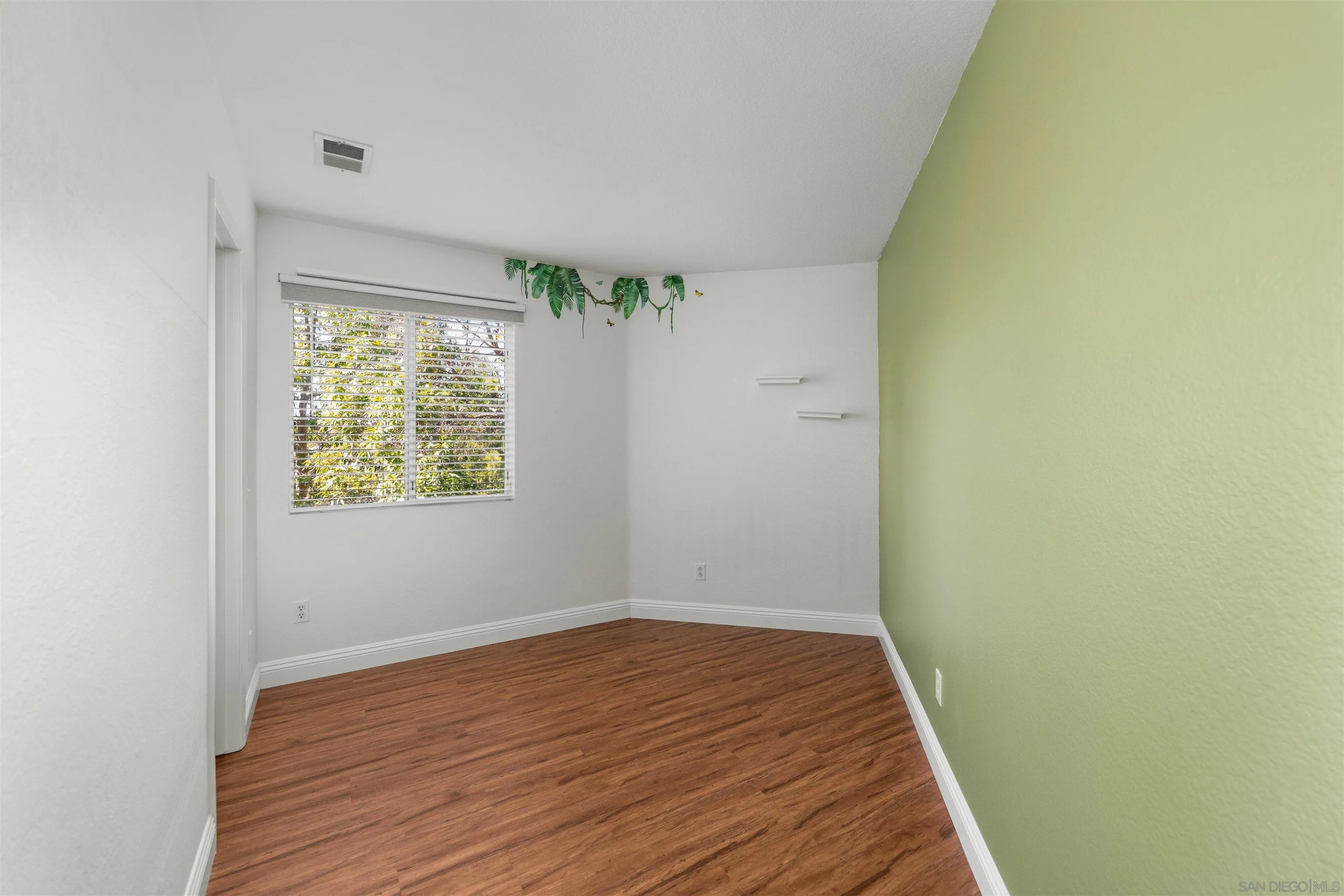 https://cdn.realtyfeed.com/cdn/127/260024987/c0ca43e6a24c00da9bd9573b68986990.webp