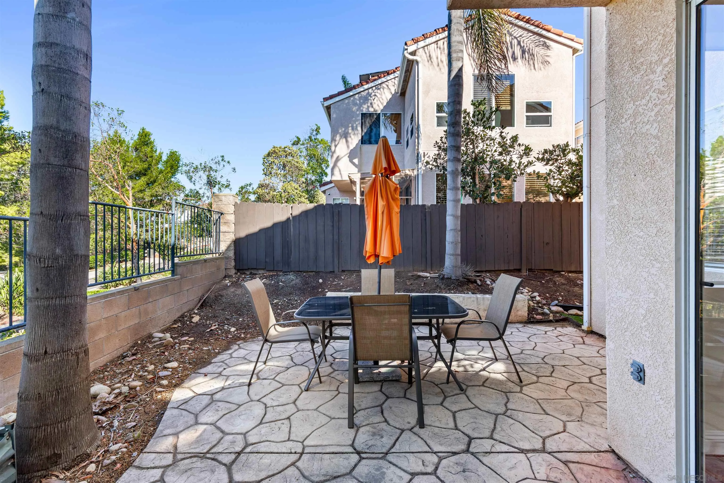 https://cdn.realtyfeed.com/cdn/127/260024987/cd065940069843fc876145760777402a.webp