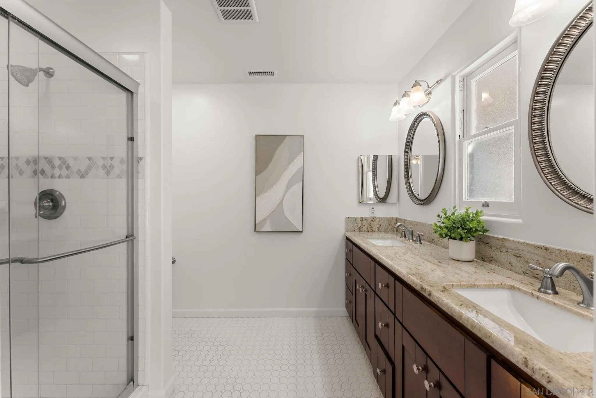 https://cdn.realtyfeed.com/cdn/127/260024990/b4e230372c39bda6ac47aef0ac101f11.webp