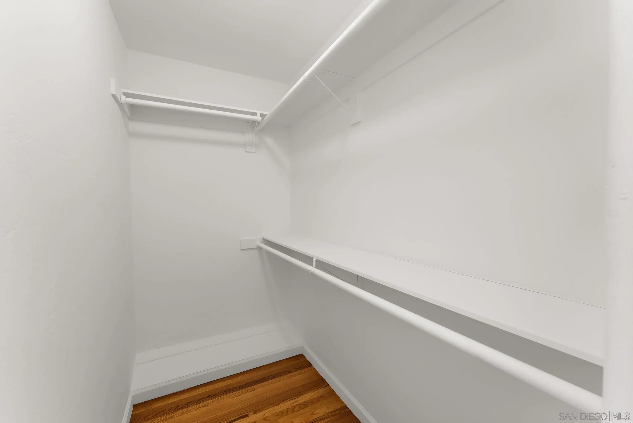 https://cdn.realtyfeed.com/cdn/127/260024990/e690e8a2c16092354aa919d629e528e9.webp